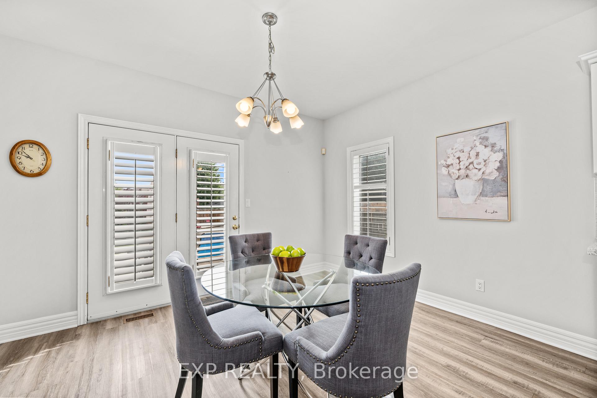 Photo 16 of 17 Hillcroft Drive, Hamilton, Stoney Creek Mountain — HOMEH
