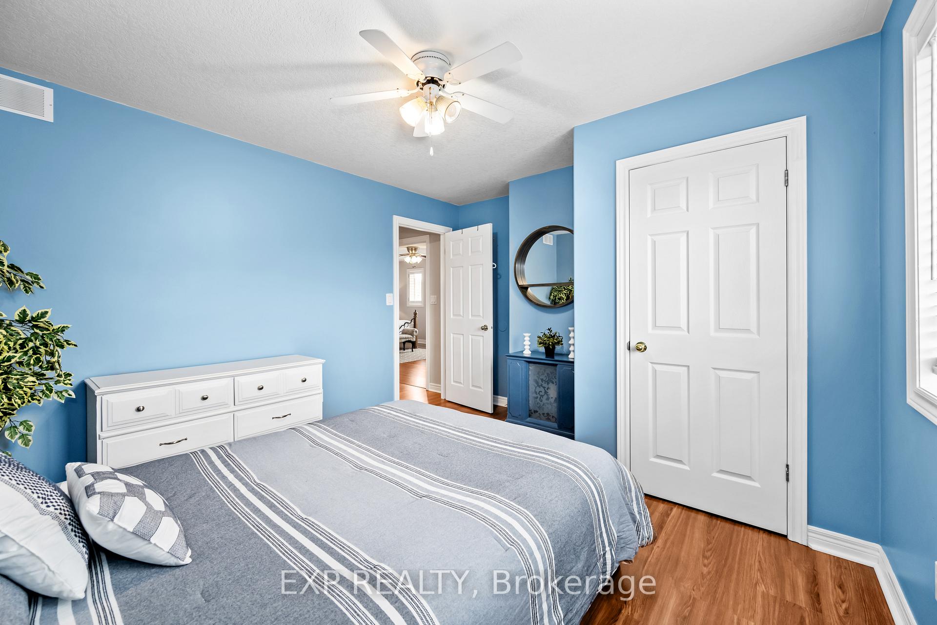 Photo 23 of 17 Hillcroft Drive, Hamilton, Stoney Creek Mountain — HOMEH