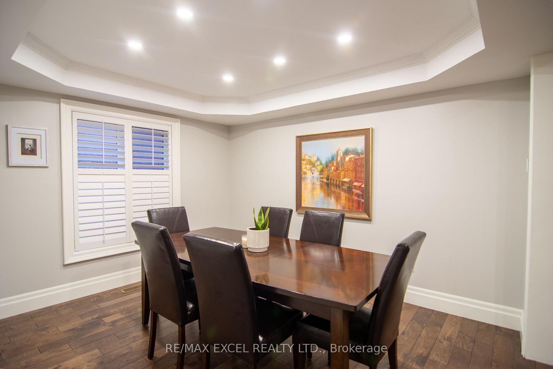 Photo 2 of 20 Barnes Court, Brampton, Snelgrove — HOMEH