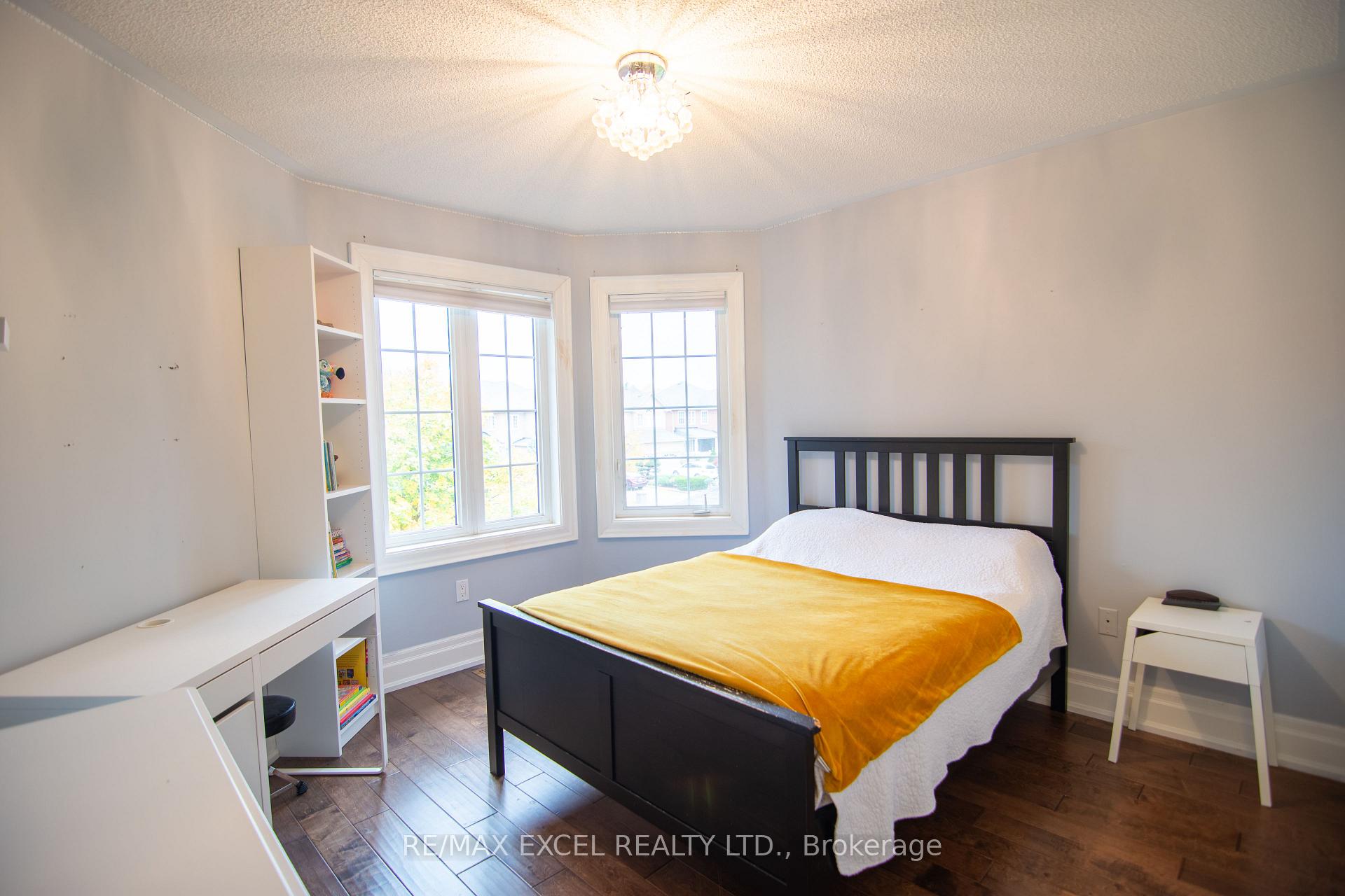 Photo 22 of 20 Barnes Court, Brampton, Snelgrove — HOMEH
