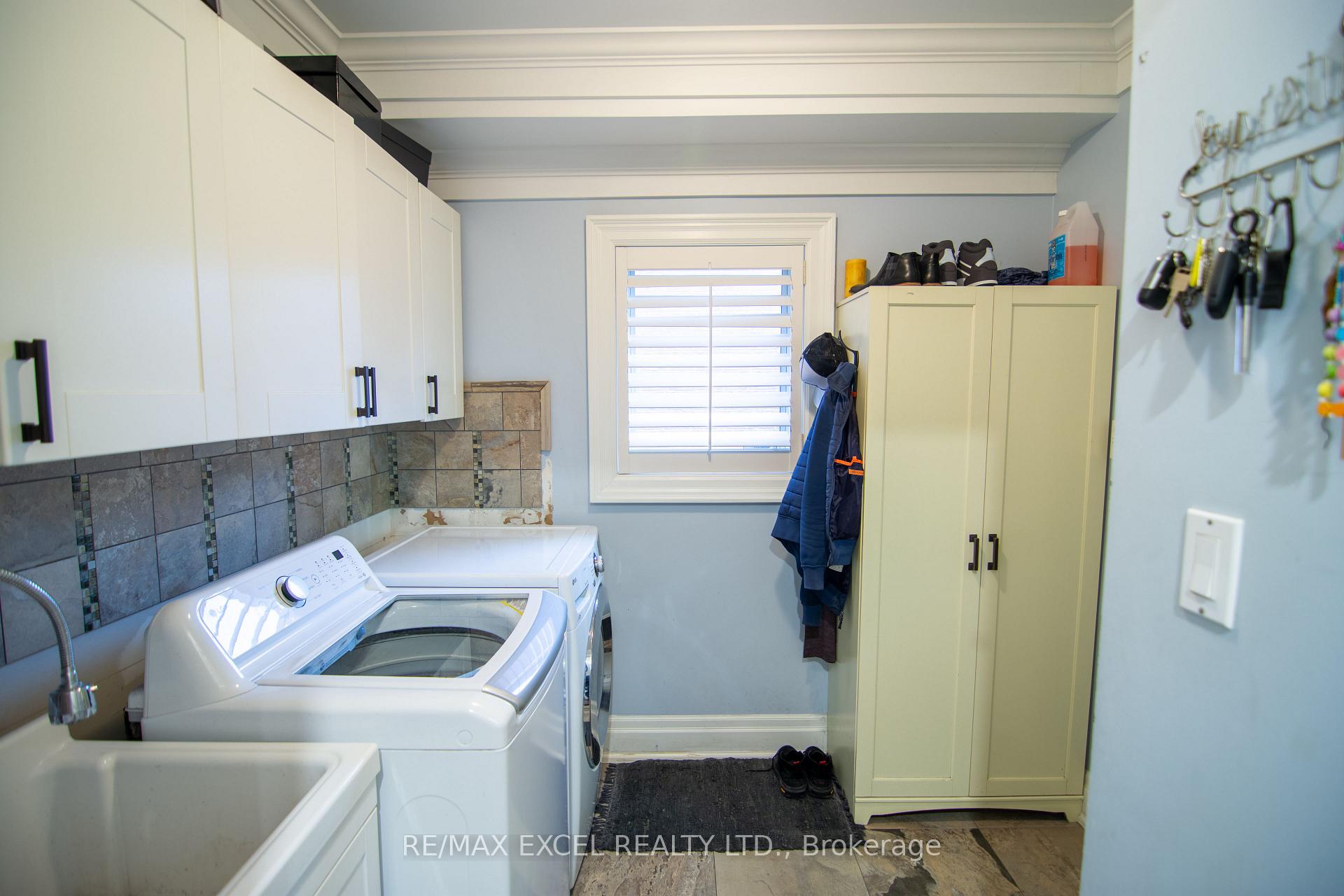 Photo 18 of 20 Barnes Court, Brampton, Snelgrove — HOMEH