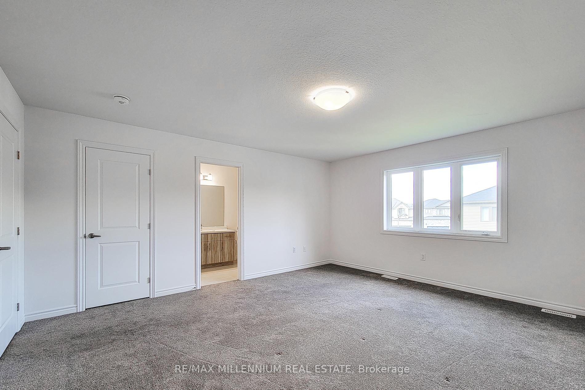 Photo 16 of 44 Whitton Drive, Brant, Brantford Twp — HOMEH