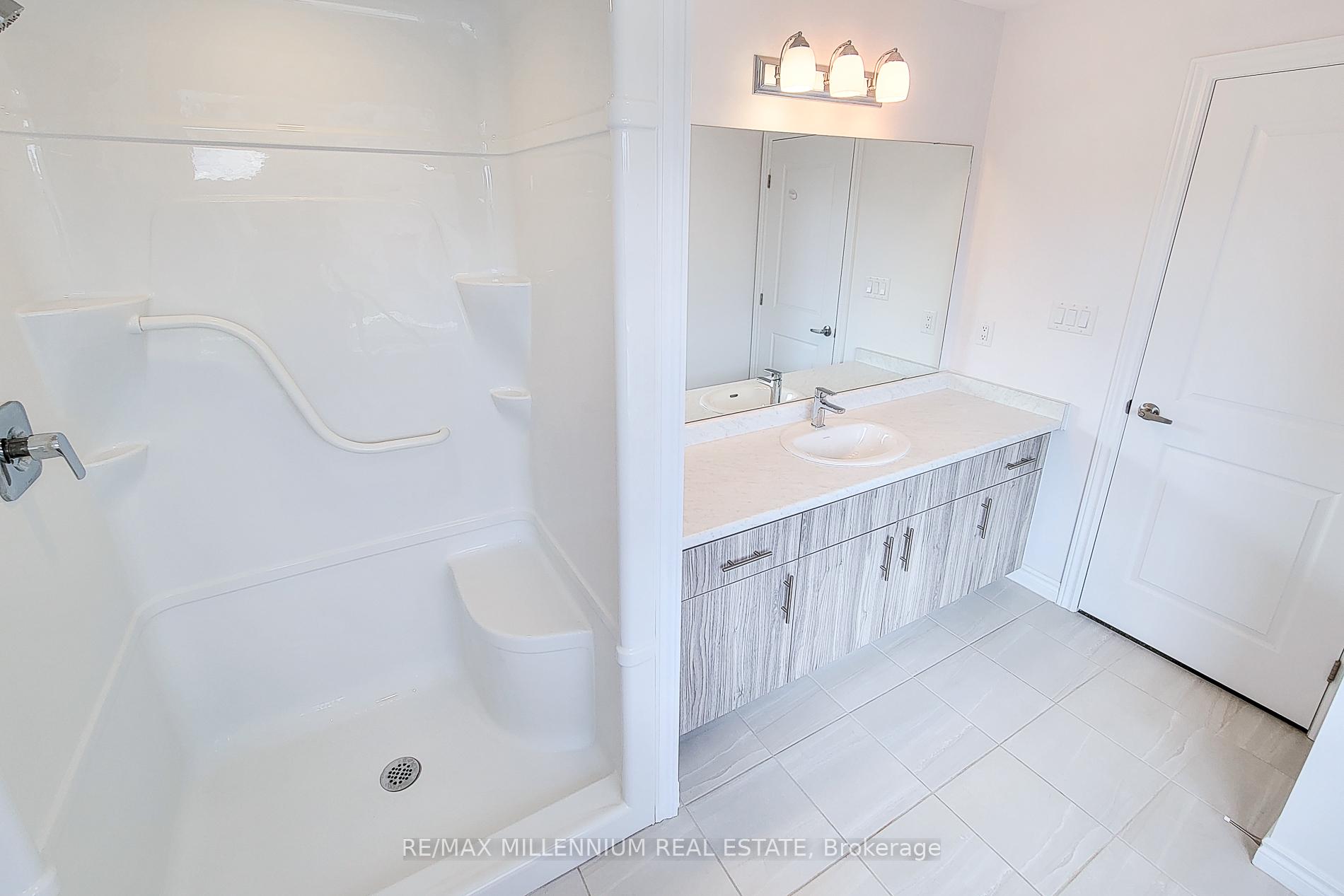 Photo 30 of 44 Whitton Drive, Brant, Brantford Twp — HOMEH
