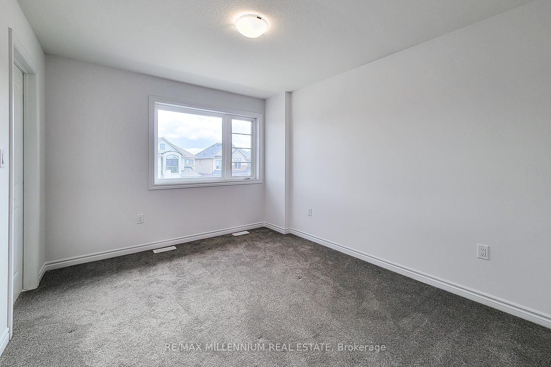 Photo 27 of 44 Whitton Drive, Brant, Brantford Twp — HOMEH