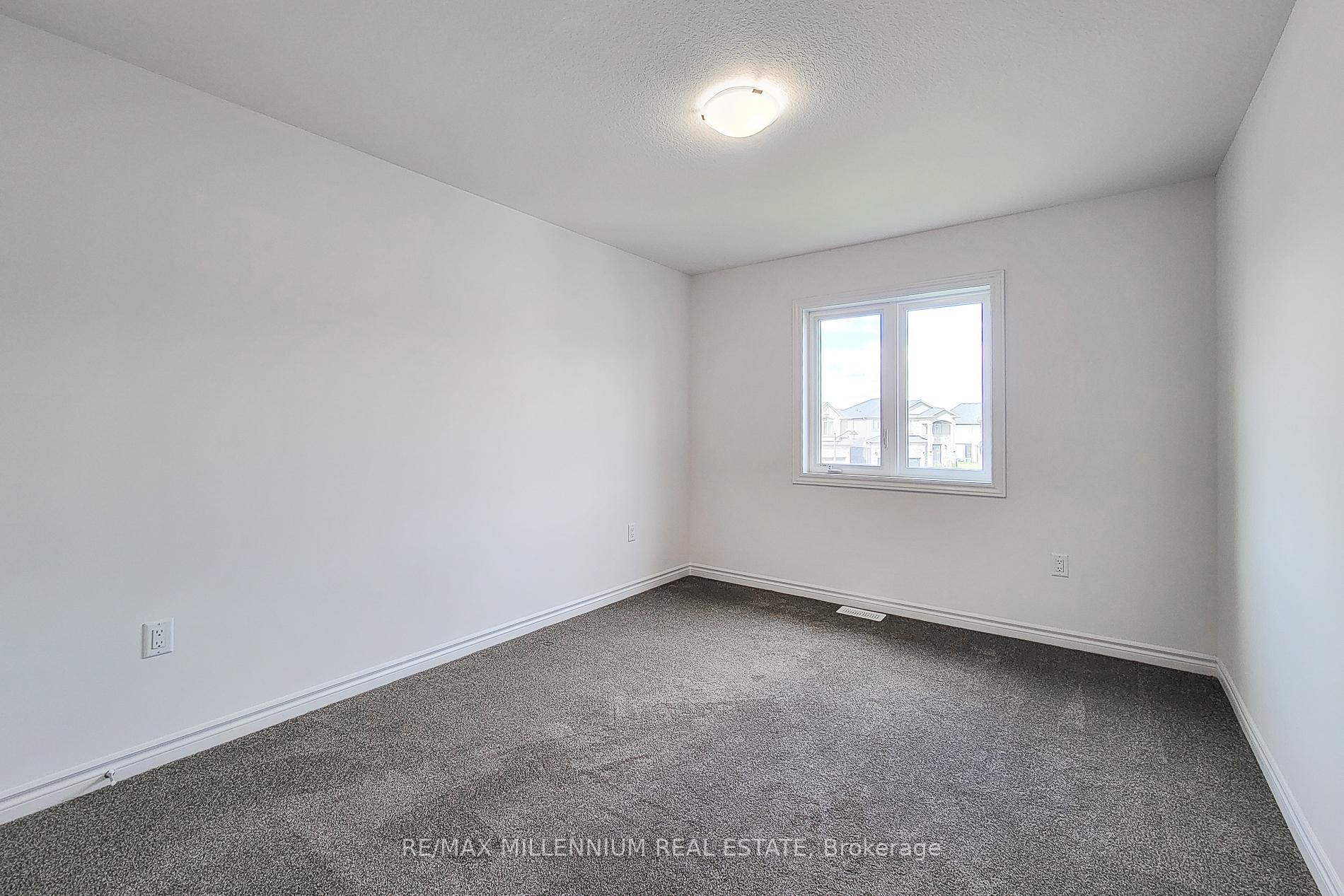 Photo 29 of 44 Whitton Drive, Brant, Brantford Twp — HOMEH