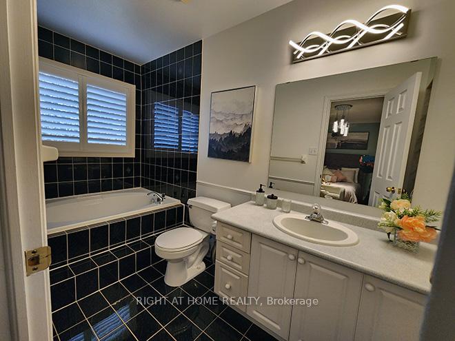 Photo 12 of 159 Primeau Drive, Aurora, Aurora Grove — HOMEH