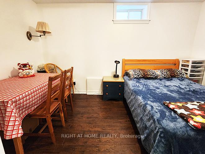 Photo 25 of 159 Primeau Drive, Aurora, Aurora Grove — HOMEH