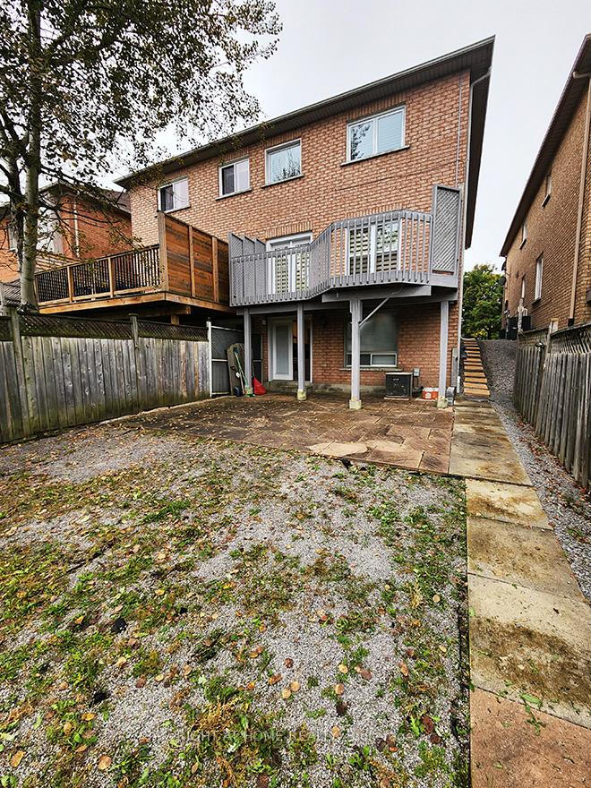 Photo 23 of 159 Primeau Drive, Aurora, Aurora Grove — HOMEH