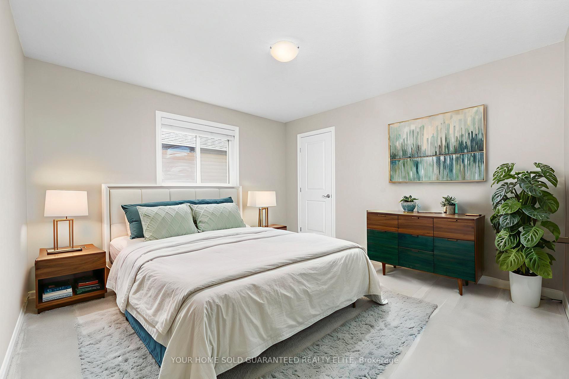 Photo 16 of 114 Lampman Drive, Grimsby, Grimsby West — HOMEH