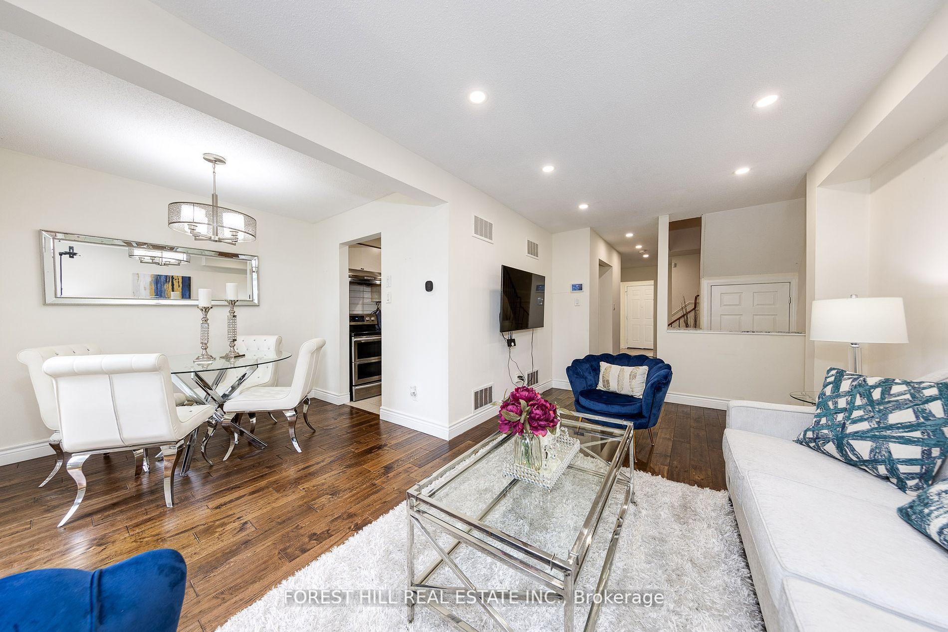 Photo 7 of 4006 Bishopstoke Lane, Mississauga, Rathwood — HOMEH