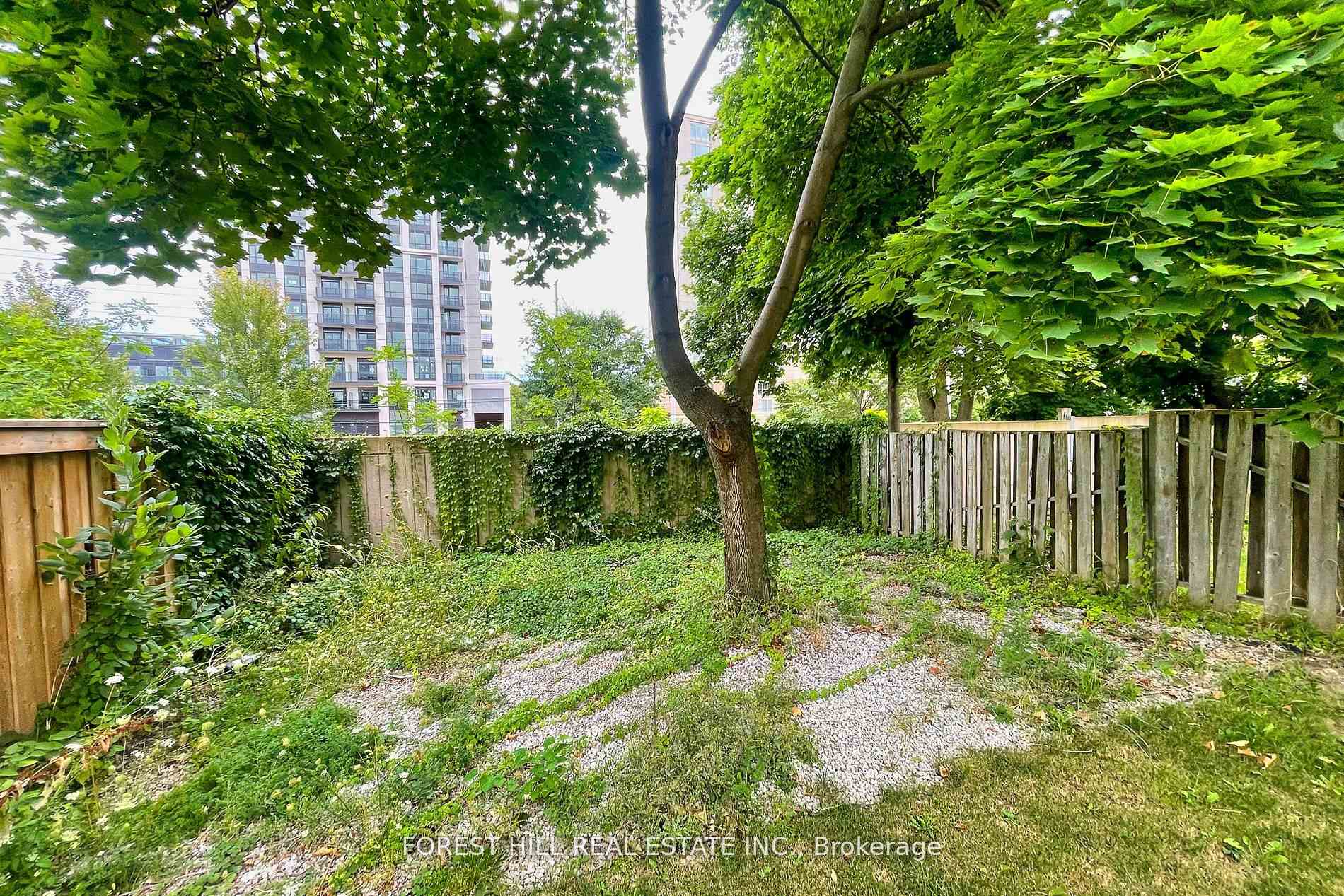 Photo 29 of 4006 Bishopstoke Lane, Mississauga, Rathwood — HOMEH