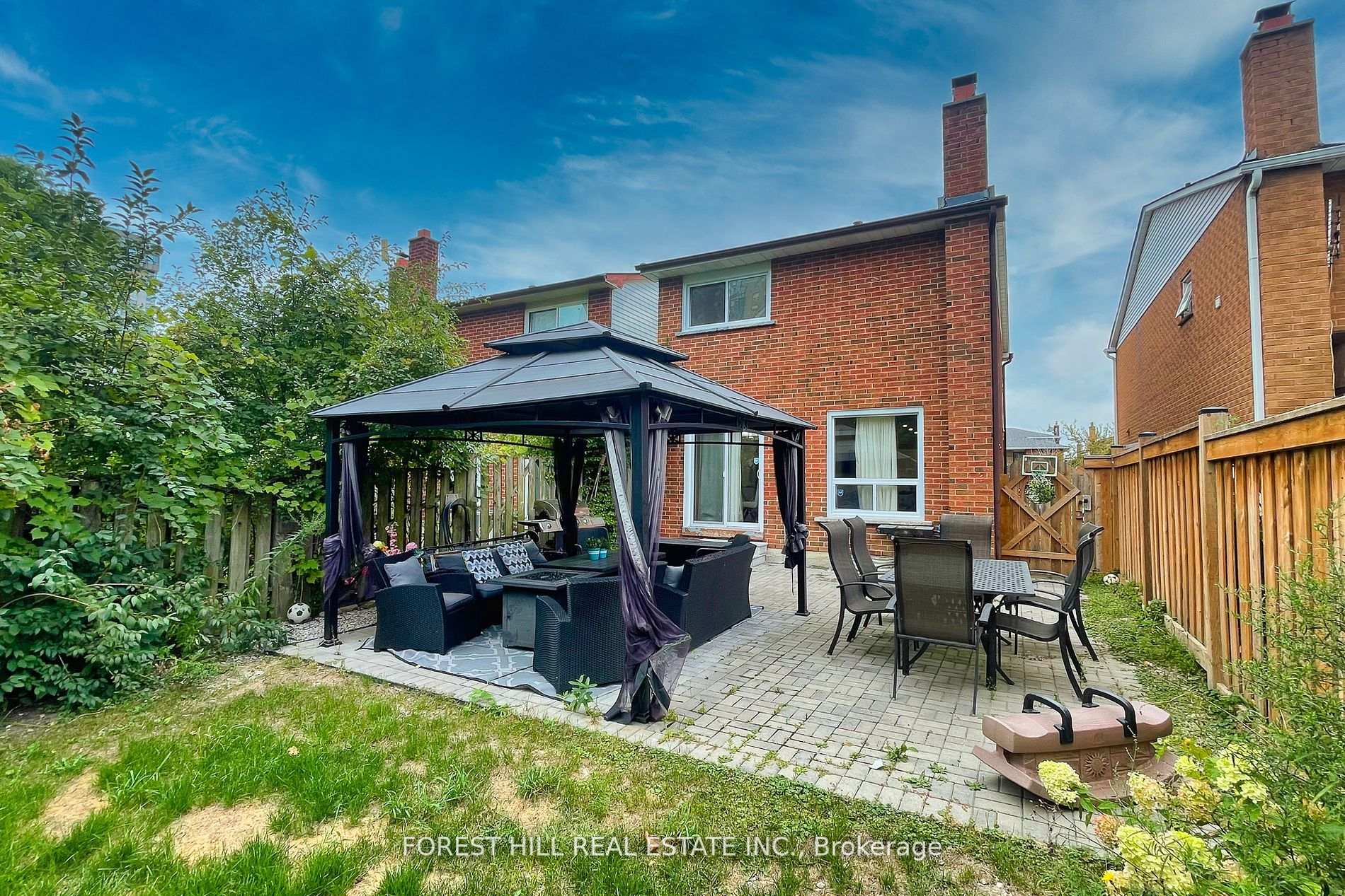 Photo 35 of 4006 Bishopstoke Lane, Mississauga, Rathwood — HOMEH