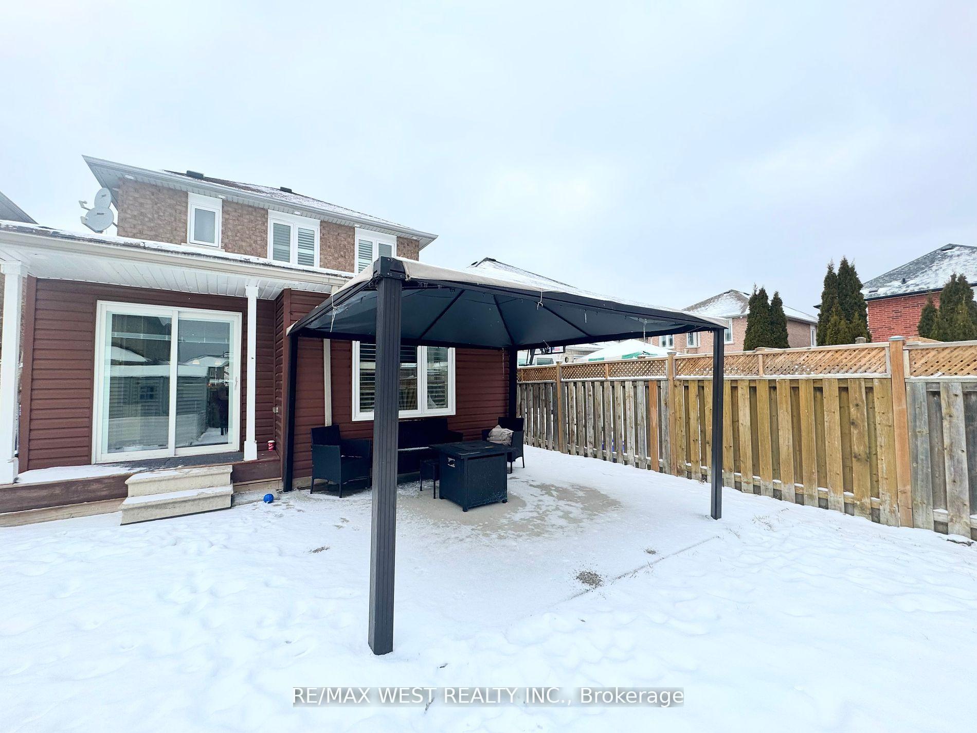 Photo 37 of 32 Loons Call Crescent, Brampton, Sandringham-Wellington — HOMEH