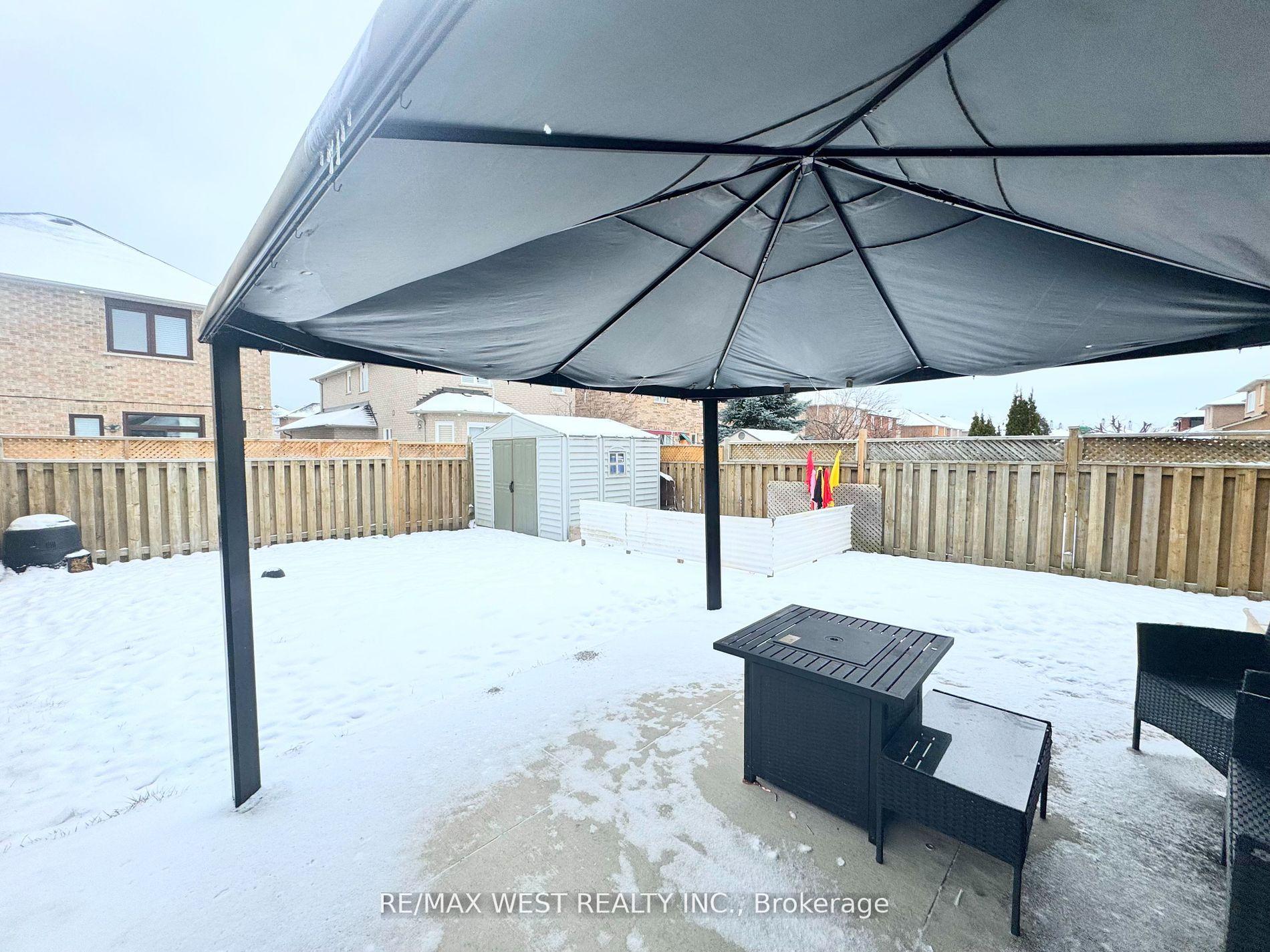 Photo 34 of 32 Loons Call Crescent, Brampton, Sandringham-Wellington — HOMEH