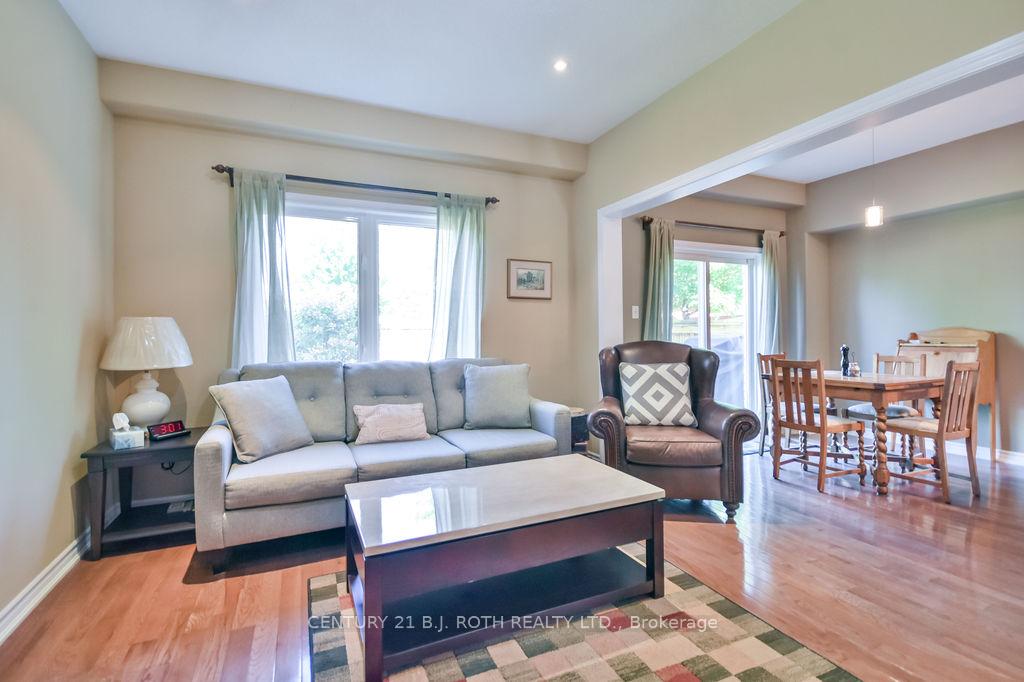 Photo 5 of 5 Stuart Avenue, Barrie, Innis-Shore — HOMEH