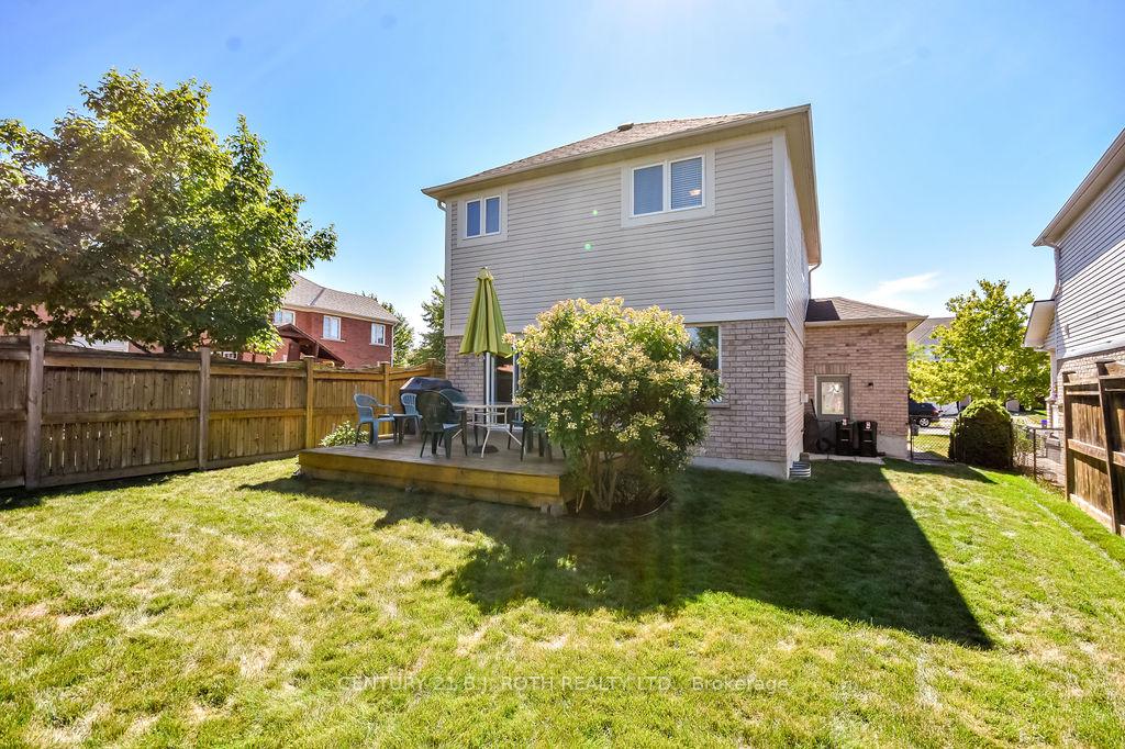 Photo 23 of 5 Stuart Avenue, Barrie, Innis-Shore — HOMEH