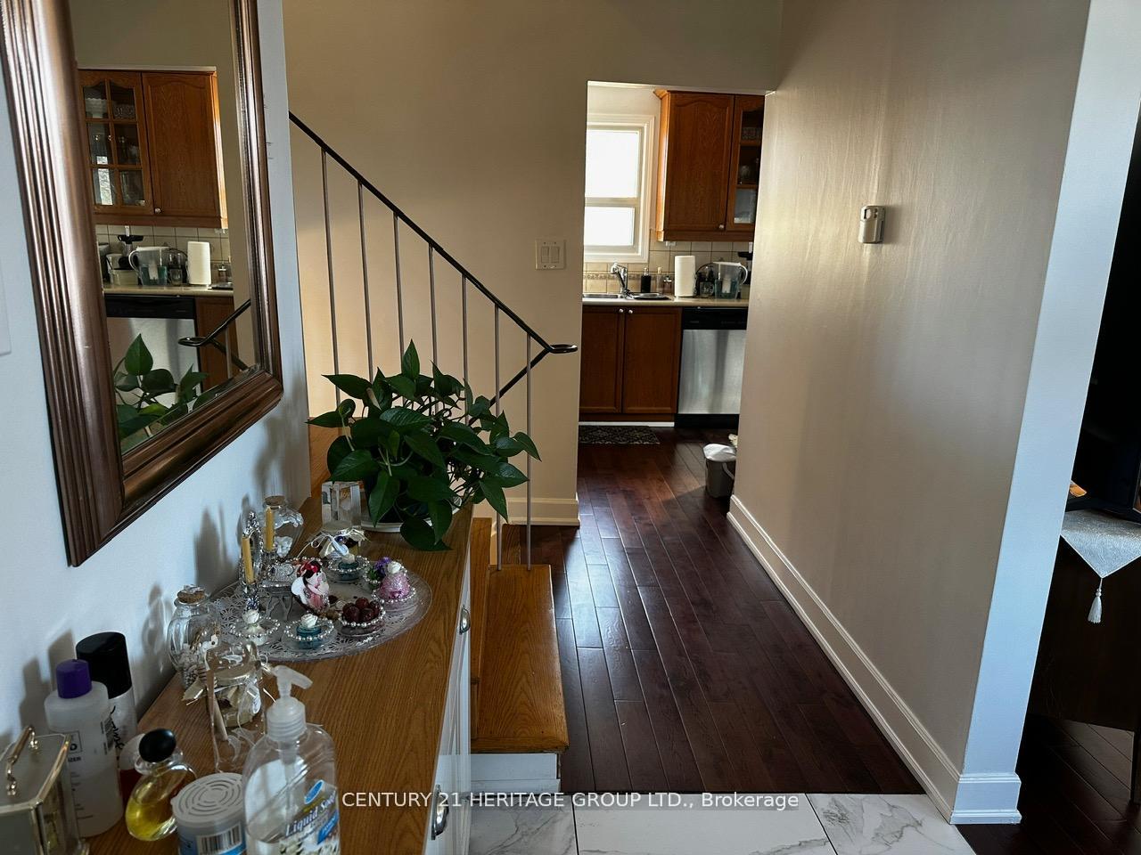 Photo 4 of 1416 Colmar Avenue, Pickering, Bay Ridges — HOMEH