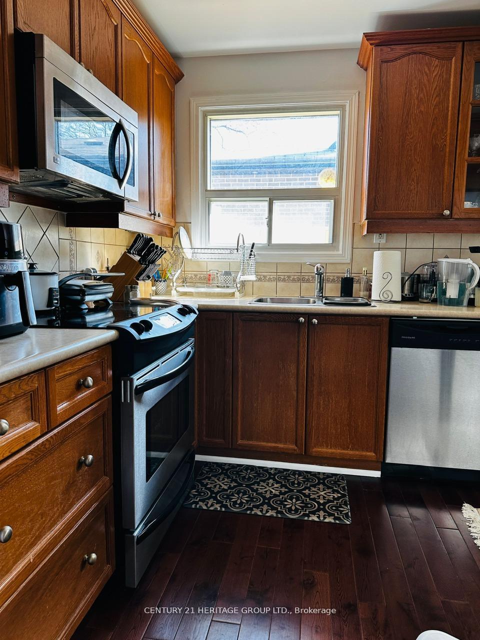 Photo 7 of 1416 Colmar Avenue, Pickering, Bay Ridges — HOMEH