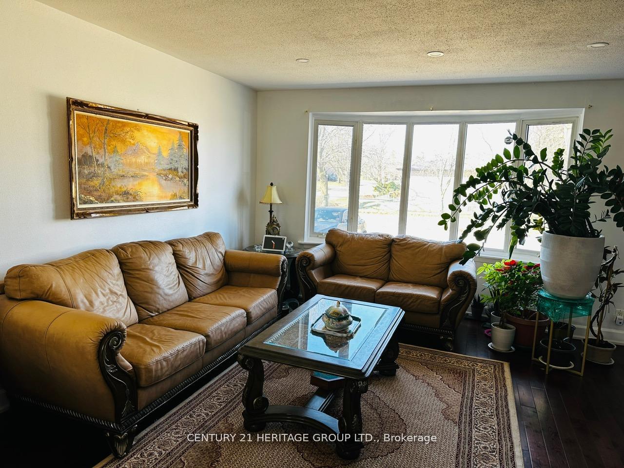 Photo 10 of 1416 Colmar Avenue, Pickering, Bay Ridges — HOMEH