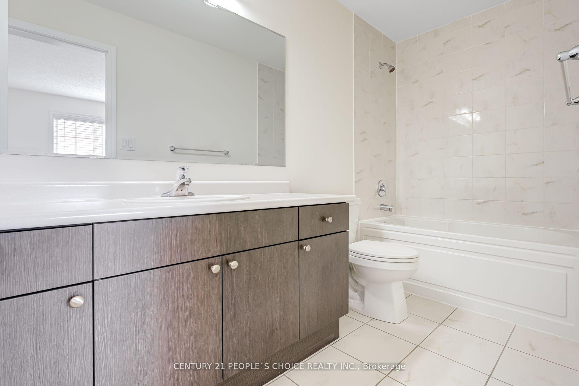 Photo 18 of 92 Coho Drive, Whitby, Rural Whitby — HOMEH