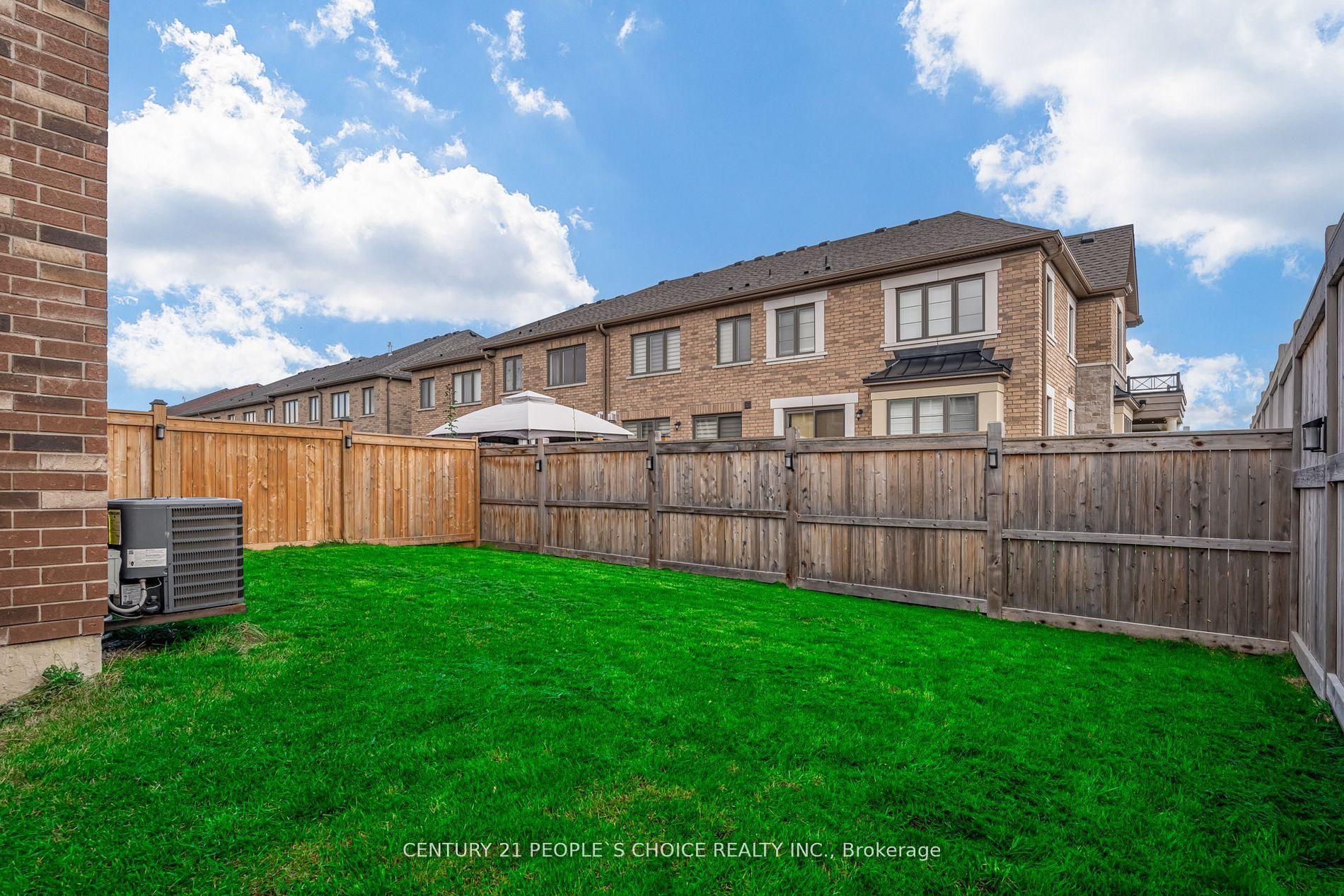 Photo 26 of 92 Coho Drive, Whitby, Rural Whitby — HOMEH