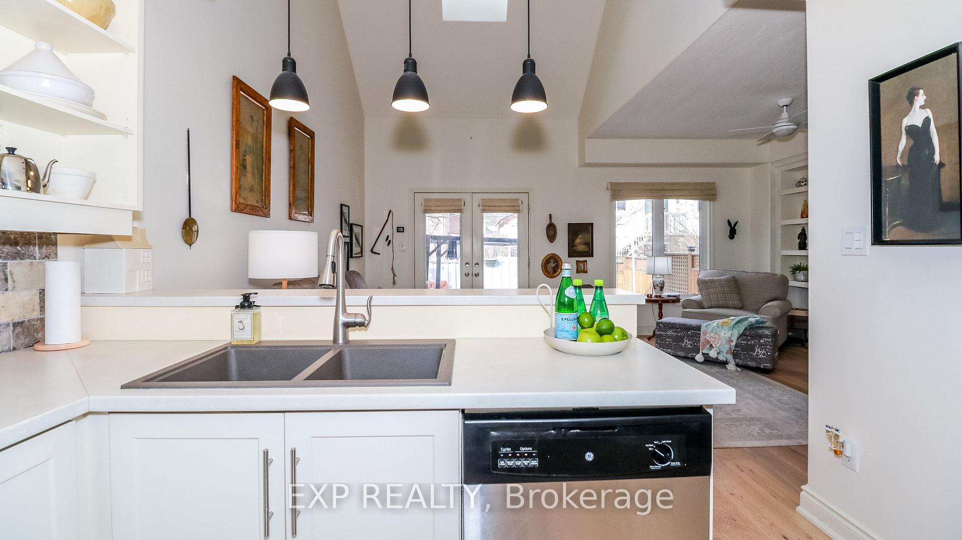 Photo 14 of Unit 23, 125 Huronia Road, Barrie, Painswick North — HOMEH