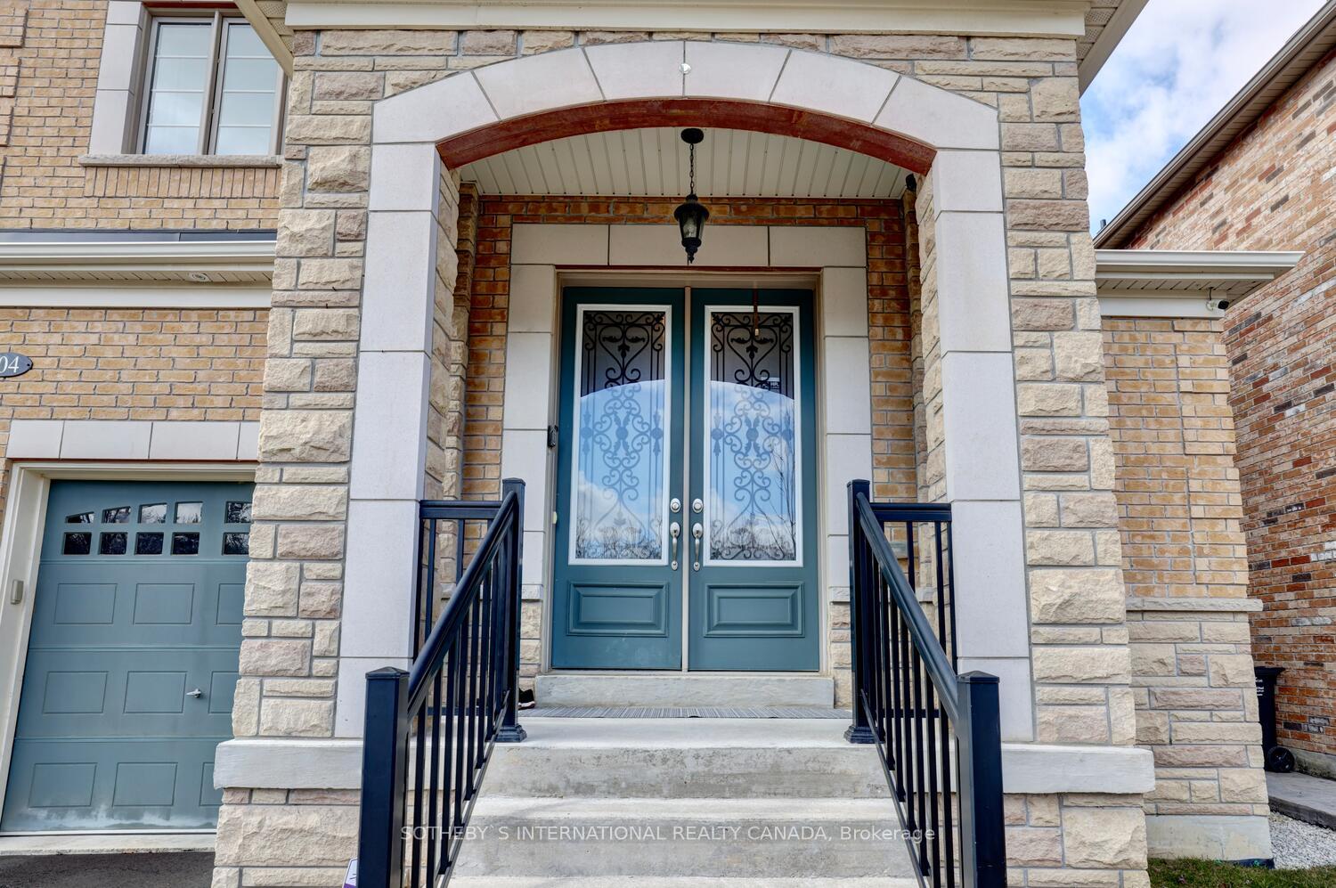 Photo 23 of 104 Rising Hill Ridge, Brampton, Bram West — HOMEH