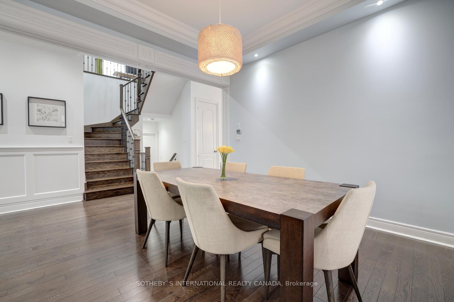 Photo 11 of 104 Rising Hill Ridge, Brampton, Bram West — HOMEH