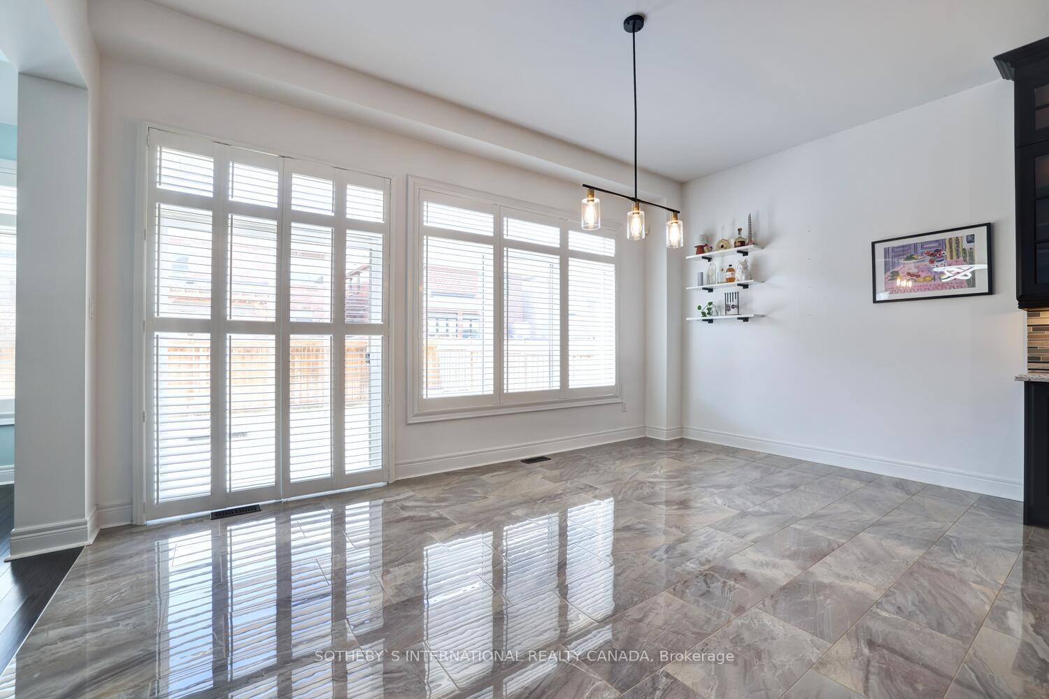 Photo 12 of 104 Rising Hill Ridge, Brampton, Bram West — HOMEH