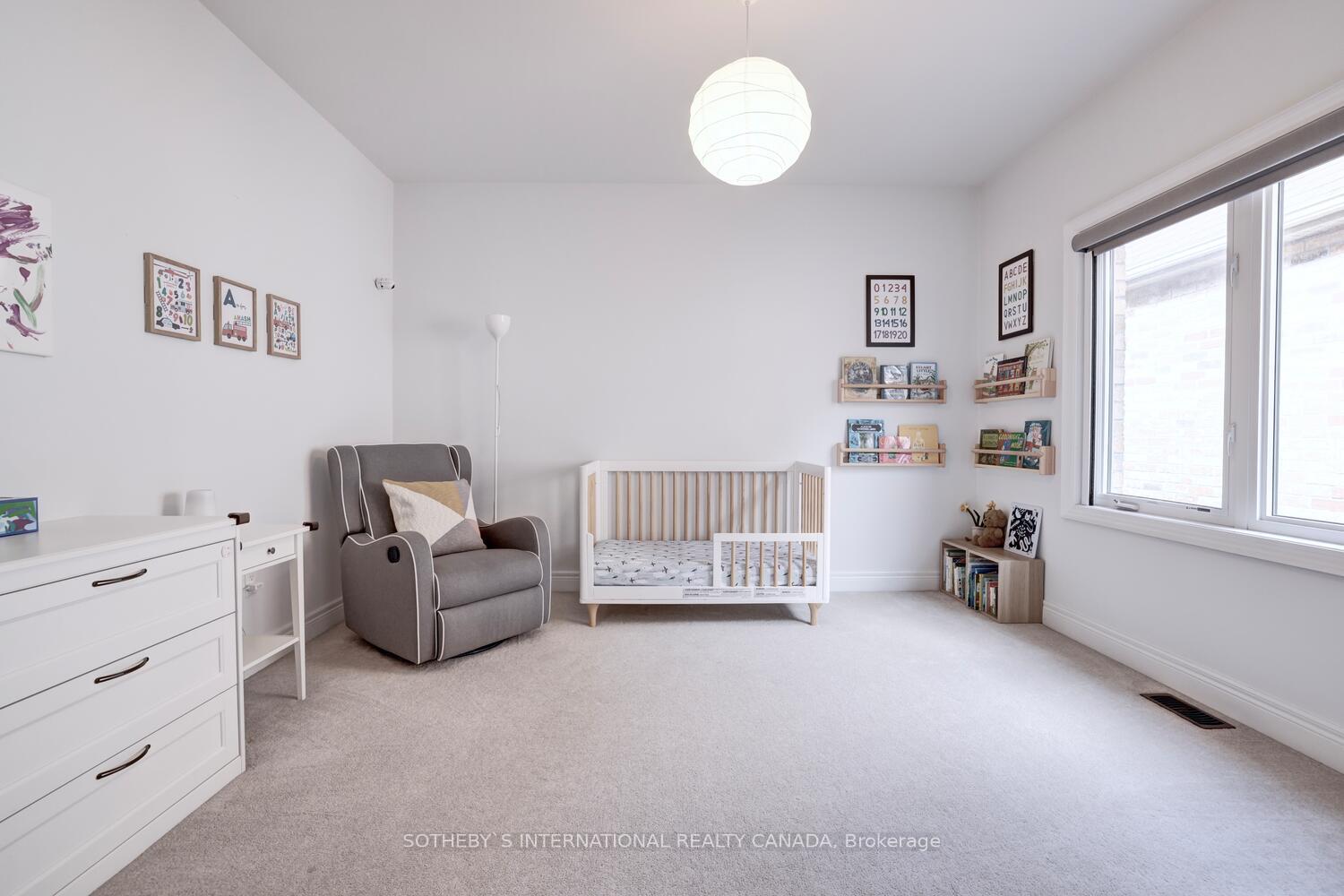 Photo 35 of 104 Rising Hill Ridge, Brampton, Bram West — HOMEH