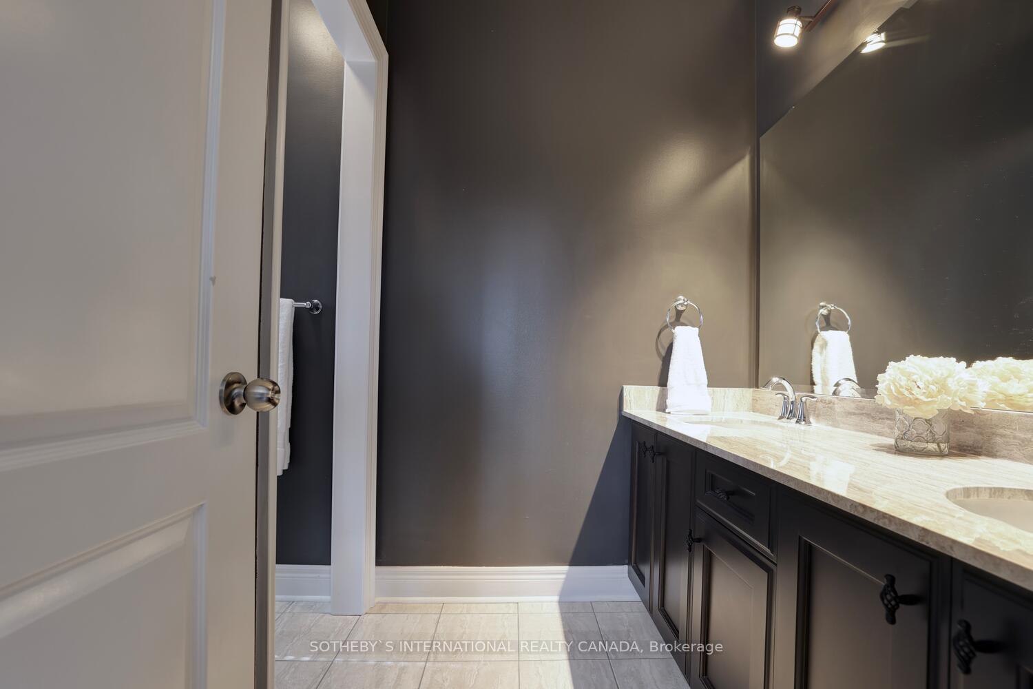 Photo 33 of 104 Rising Hill Ridge, Brampton, Bram West — HOMEH