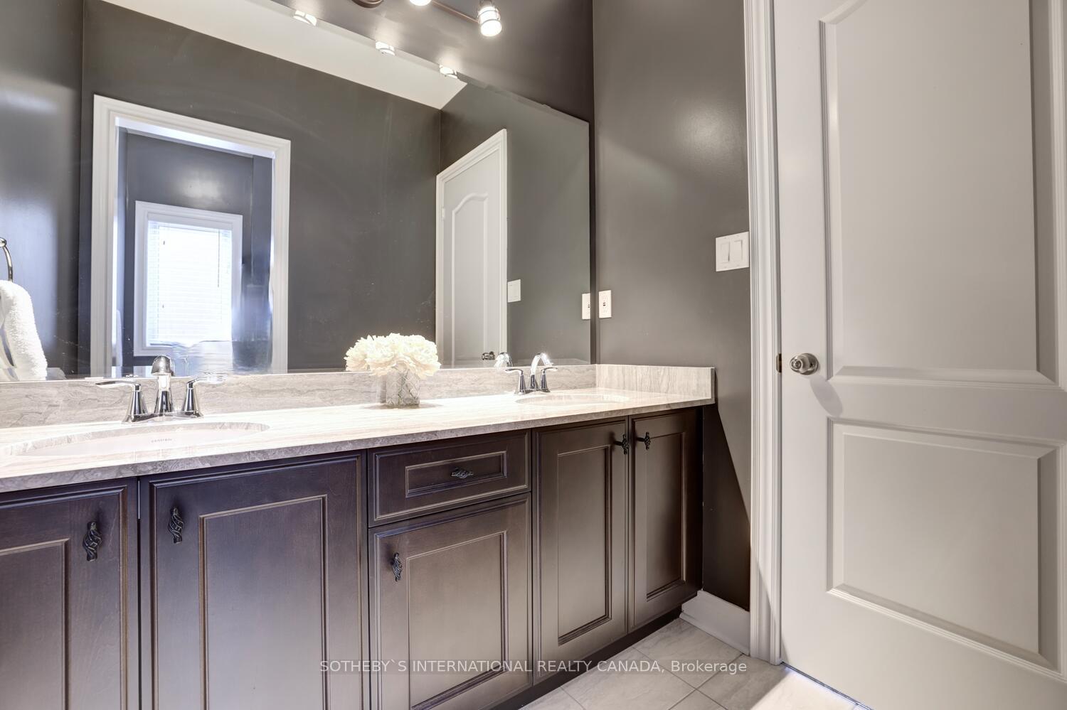 Photo 39 of 104 Rising Hill Ridge, Brampton, Bram West — HOMEH