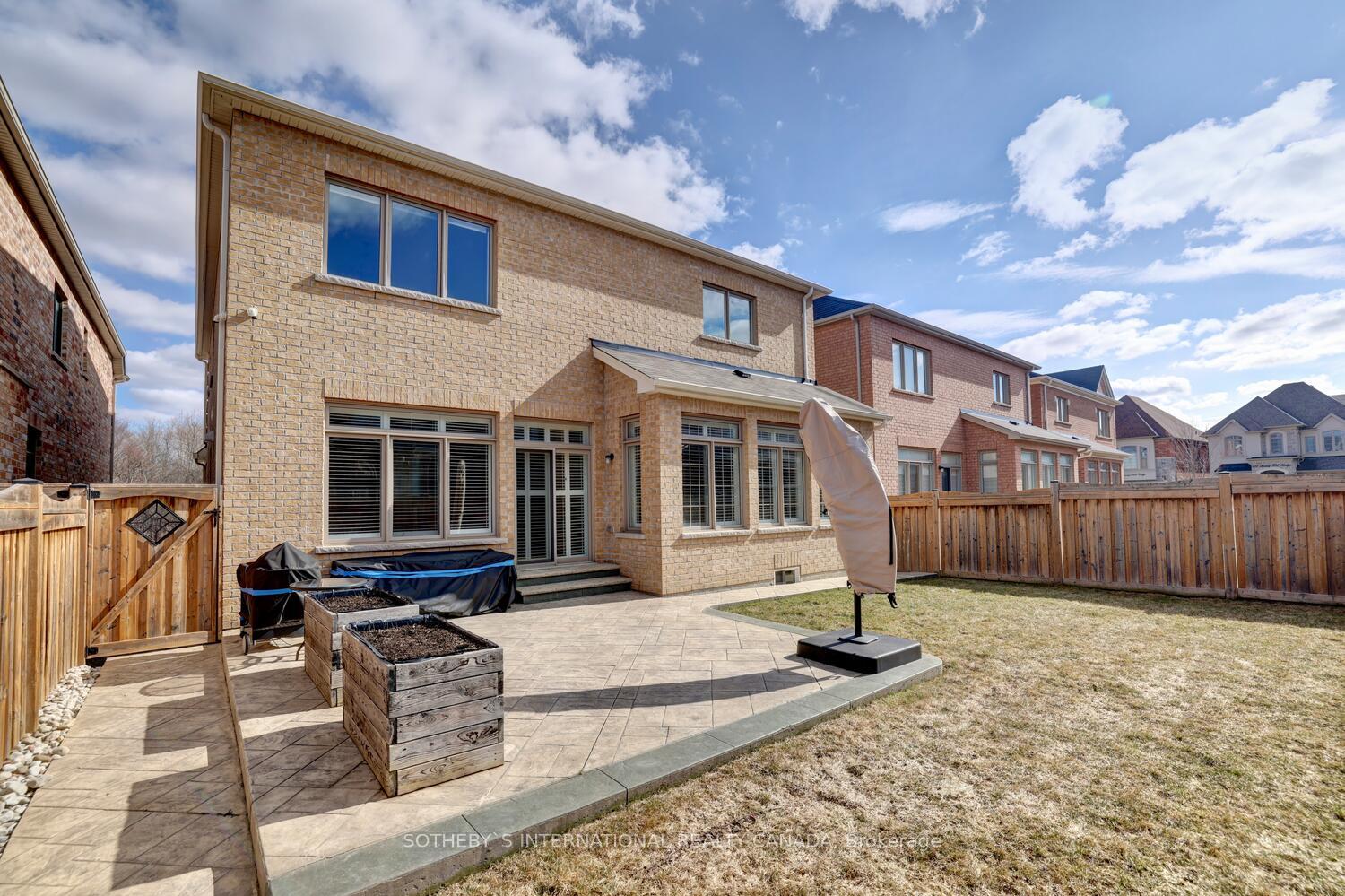 Photo 41 of 104 Rising Hill Ridge, Brampton, Bram West — HOMEH