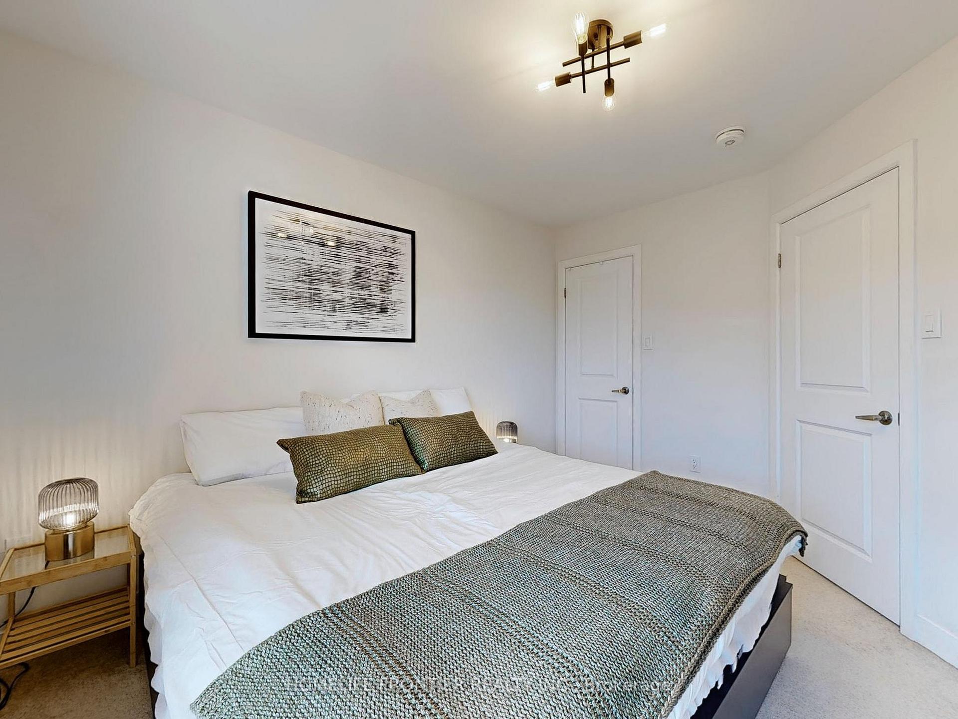 Photo 13 of 60 Pallock Hill Way, Whitby, Pringle Creek — HOMEH