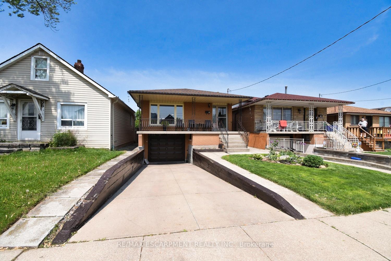 Photo 10 of 34 Adair Avenue S, Hamilton, McQuesten — HOMEH