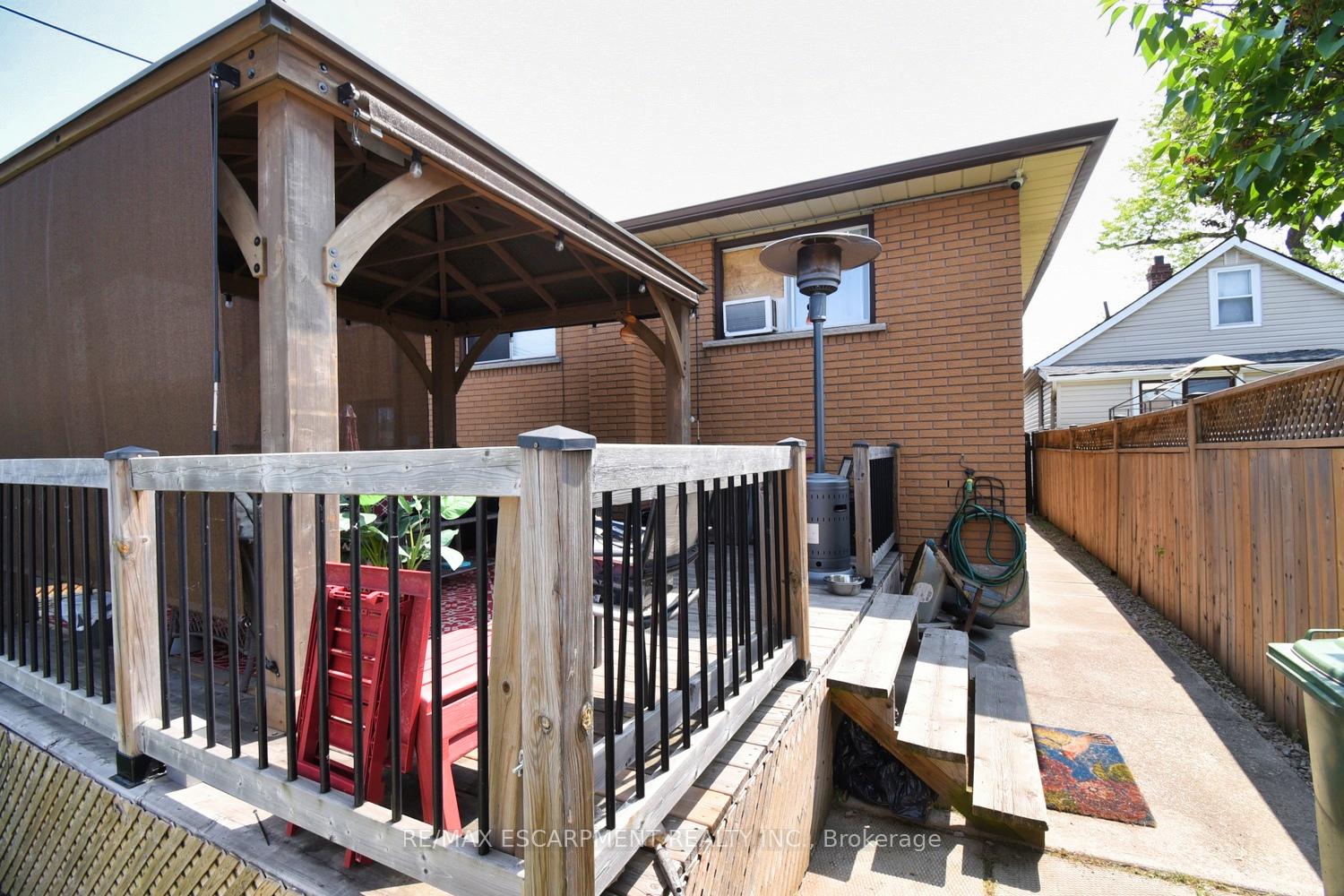 Photo 33 of 34 Adair Avenue S, Hamilton, McQuesten — HOMEH