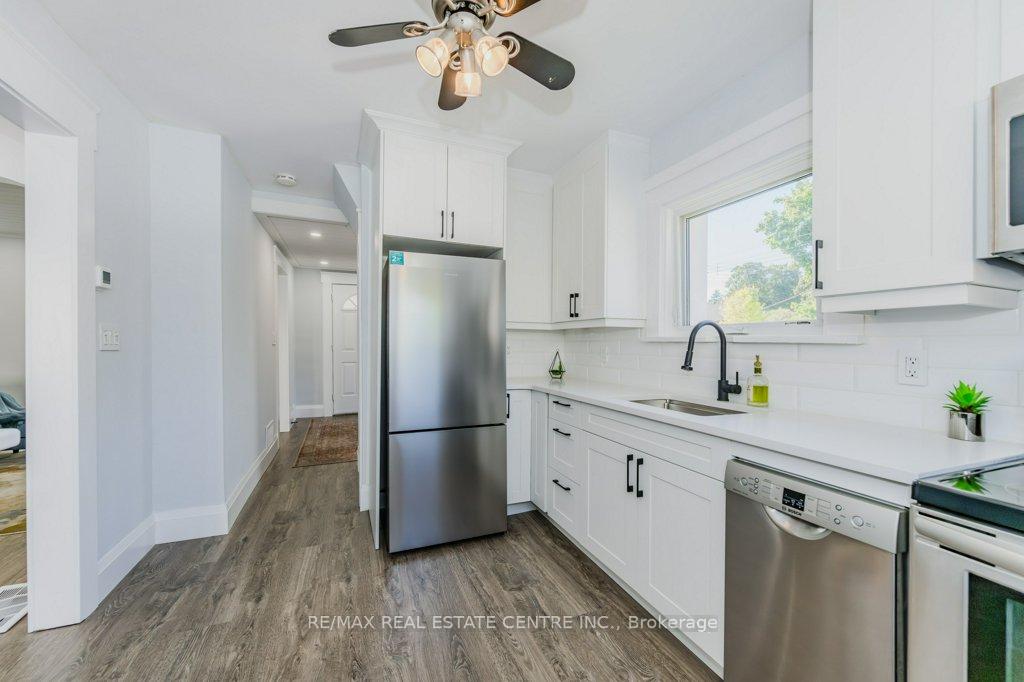 Photo 13 of 58 John Street W, Waterloo — HOMEH