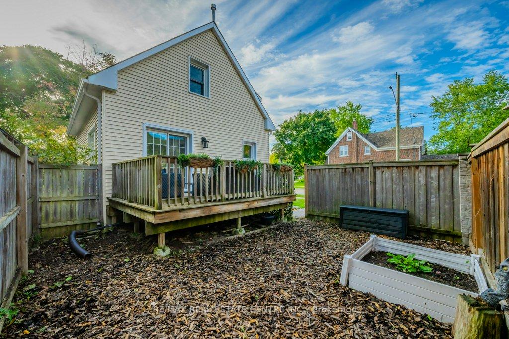 Photo 31 of 58 John Street W, Waterloo — HOMEH