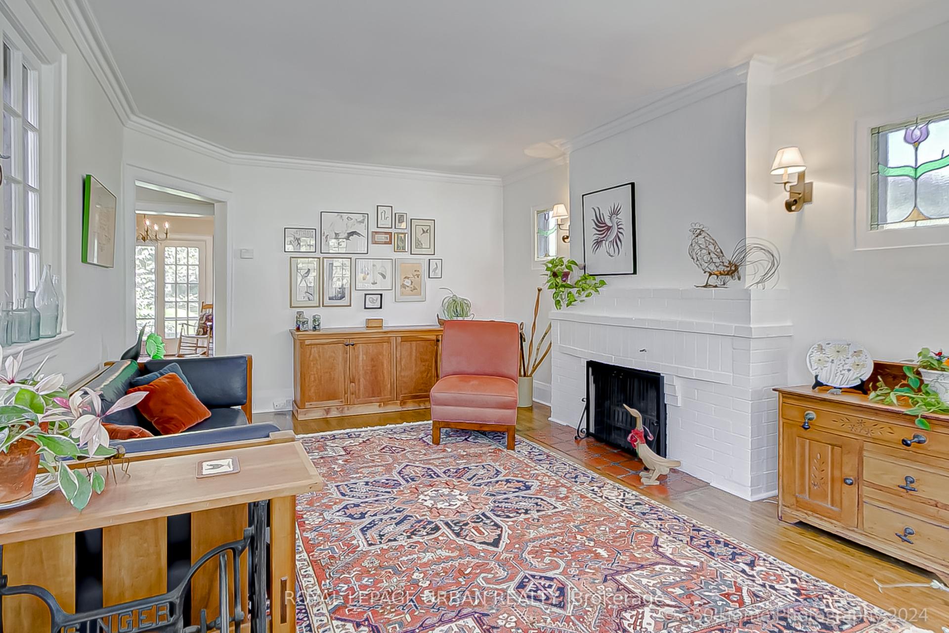Photo 4 of 658 Oriole Parkway, Toronto, Yonge-Eglinton — HOMEH