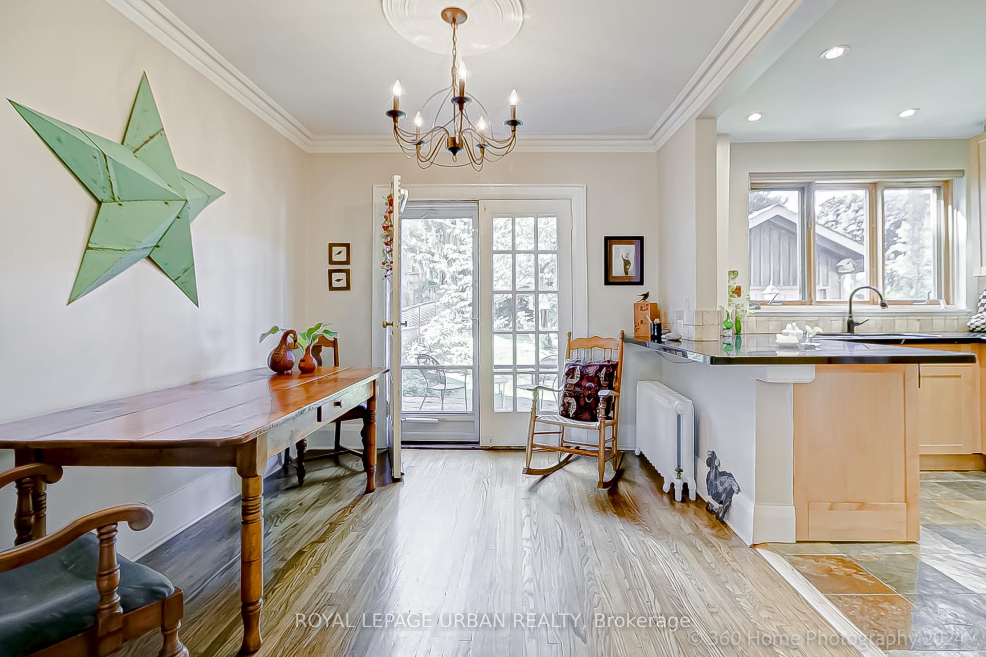 Photo 7 of 658 Oriole Parkway, Toronto, Yonge-Eglinton — HOMEH