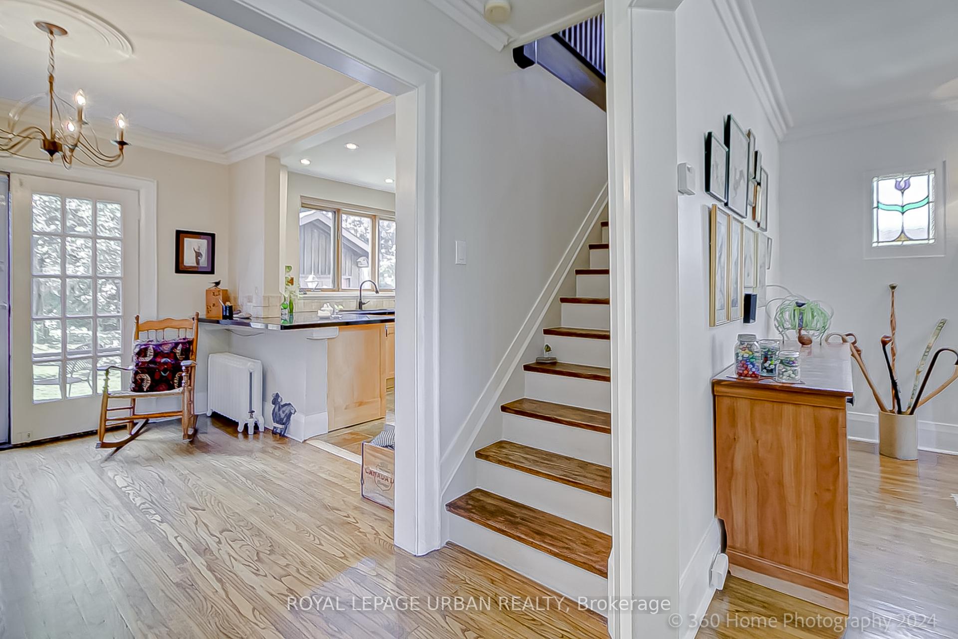 Photo 14 of 658 Oriole Parkway, Toronto, Yonge-Eglinton — HOMEH