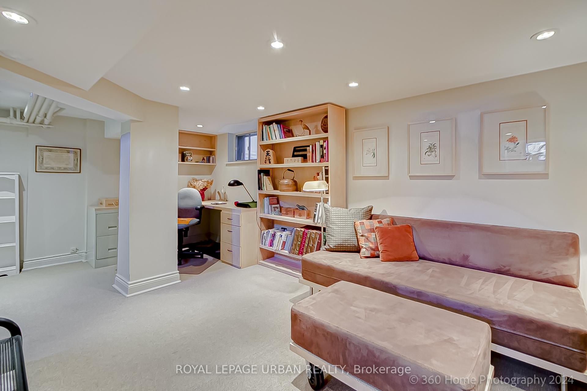 Photo 17 of 658 Oriole Parkway, Toronto, Yonge-Eglinton — HOMEH