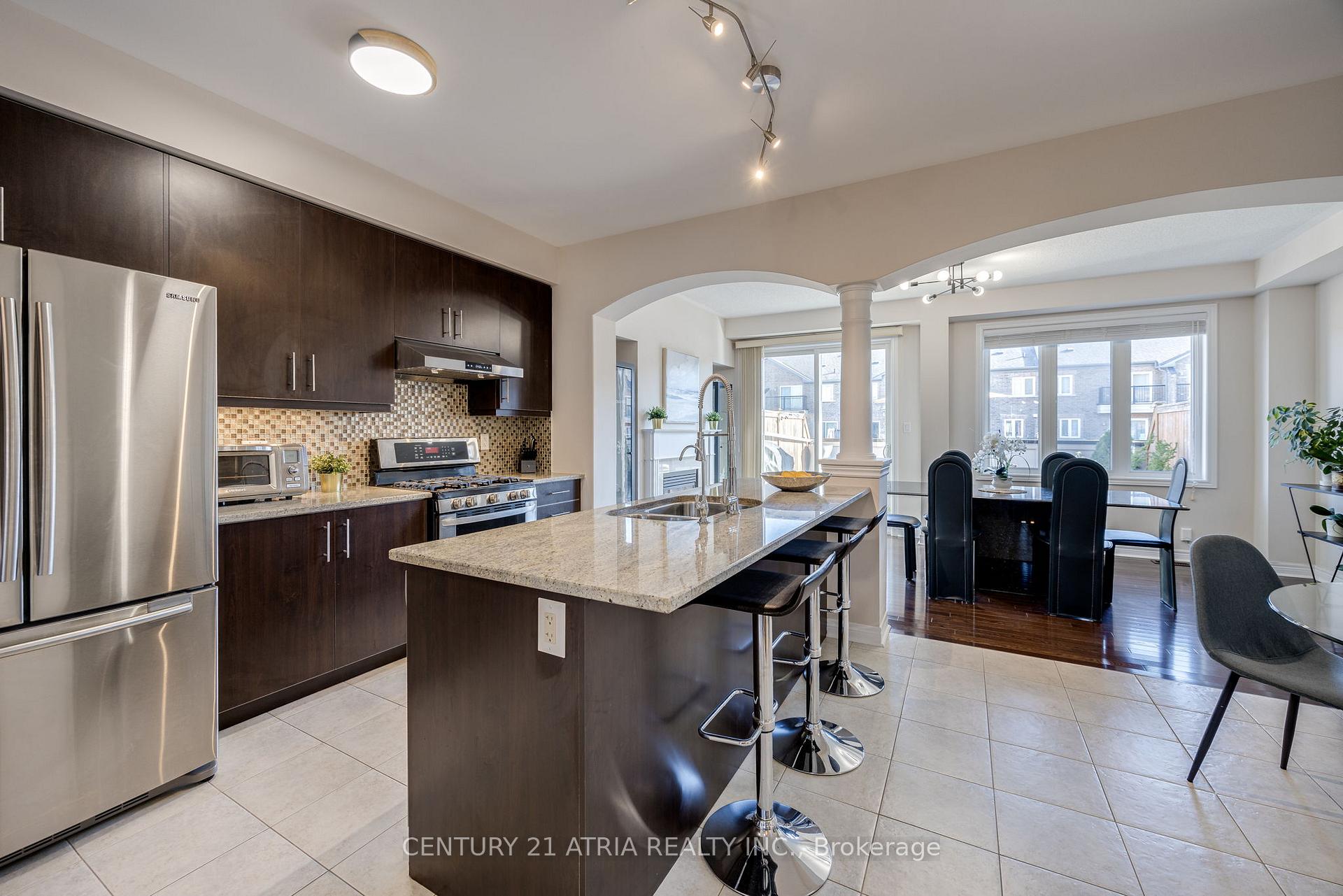 Photo 7 of 25 Earnshaw Drive, Markham, Victoria Square — HOMEH