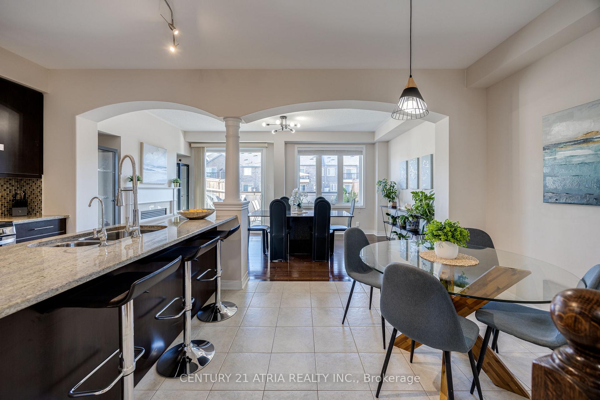 Photo 20 of 25 Earnshaw Drive, Markham, Victoria Square — HOMEH
