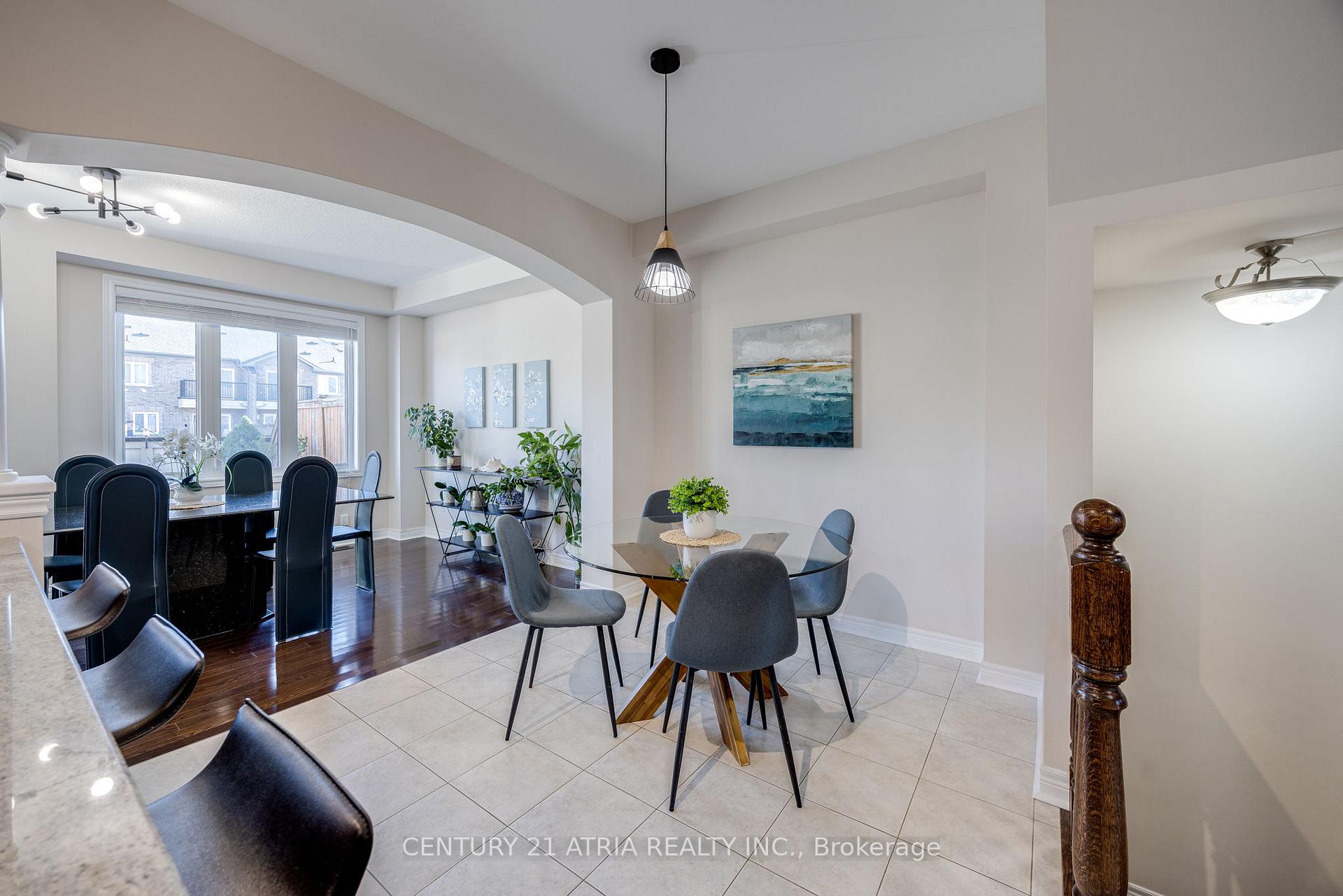 Photo 17 of 25 Earnshaw Drive, Markham, Victoria Square — HOMEH