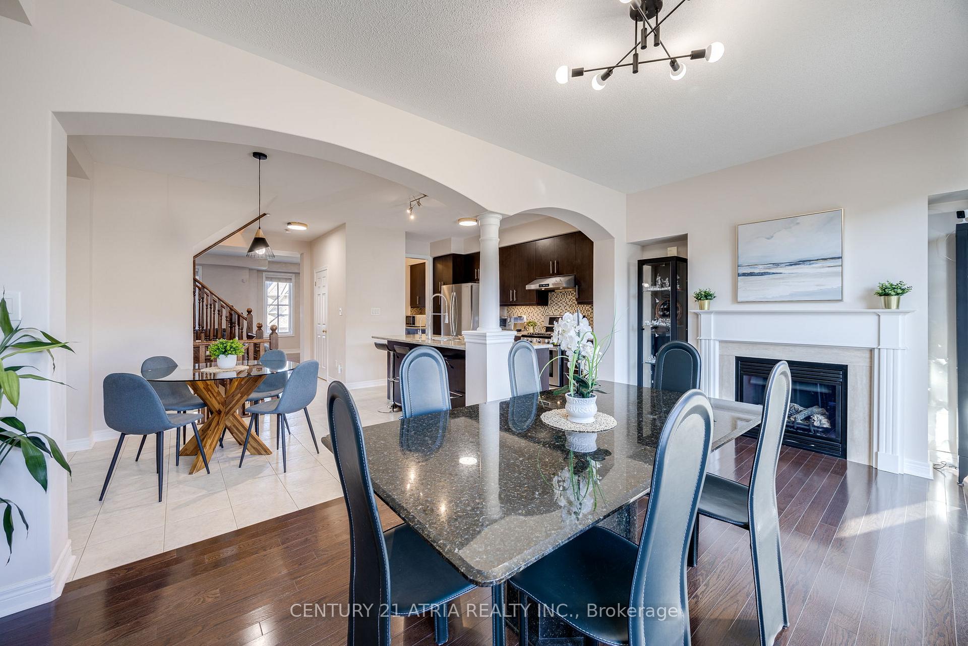 Photo 6 of 25 Earnshaw Drive, Markham, Victoria Square — HOMEH