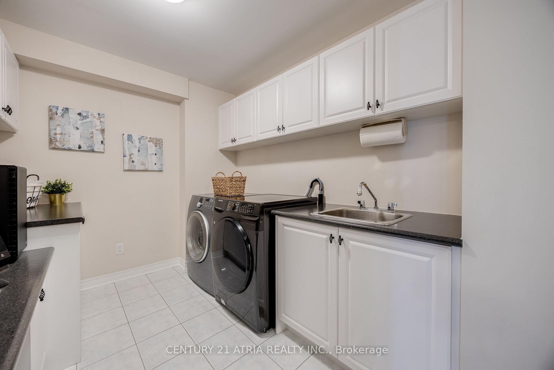 Photo 22 of 25 Earnshaw Drive, Markham, Victoria Square — HOMEH
