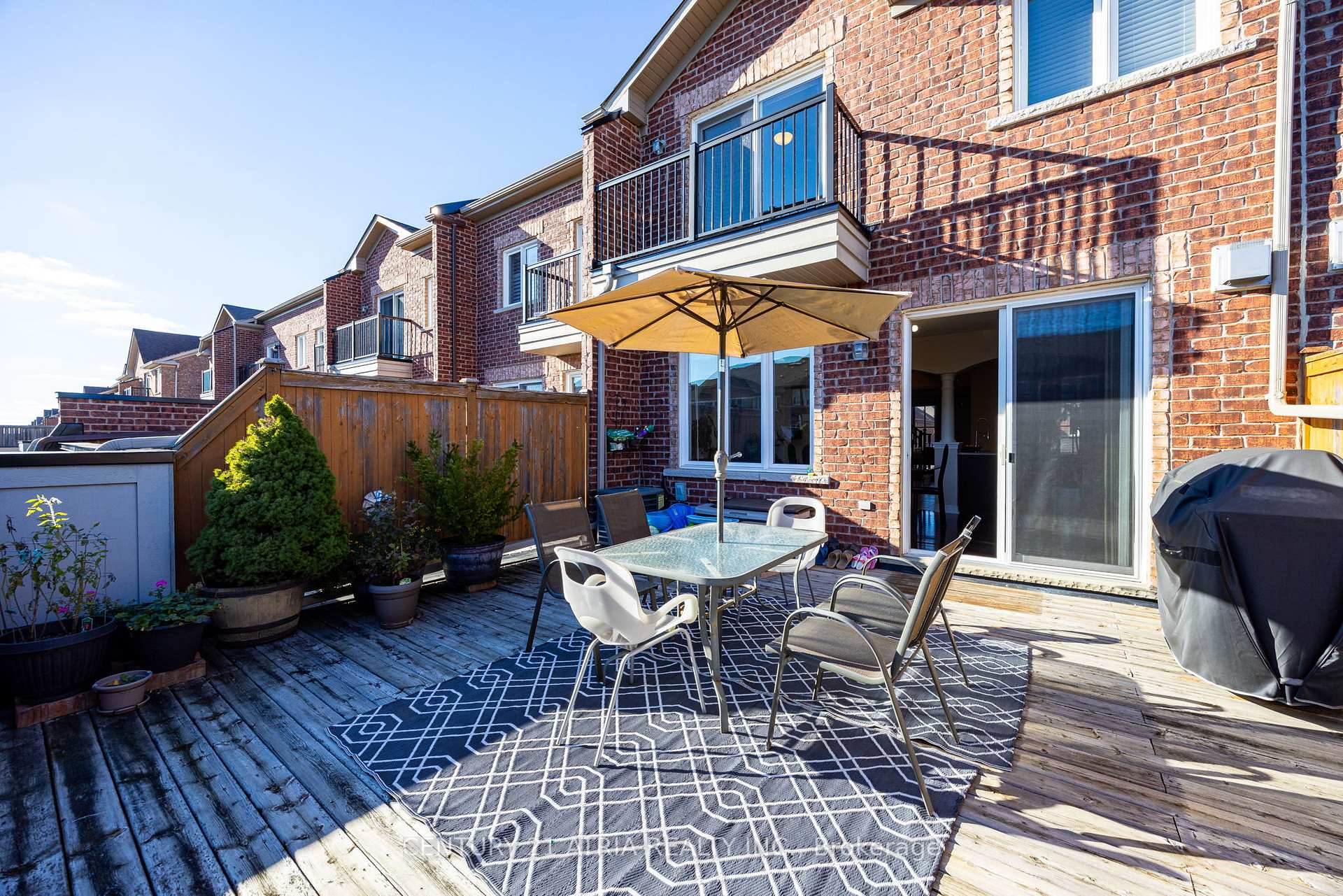 Photo 19 of 25 Earnshaw Drive, Markham, Victoria Square — HOMEH