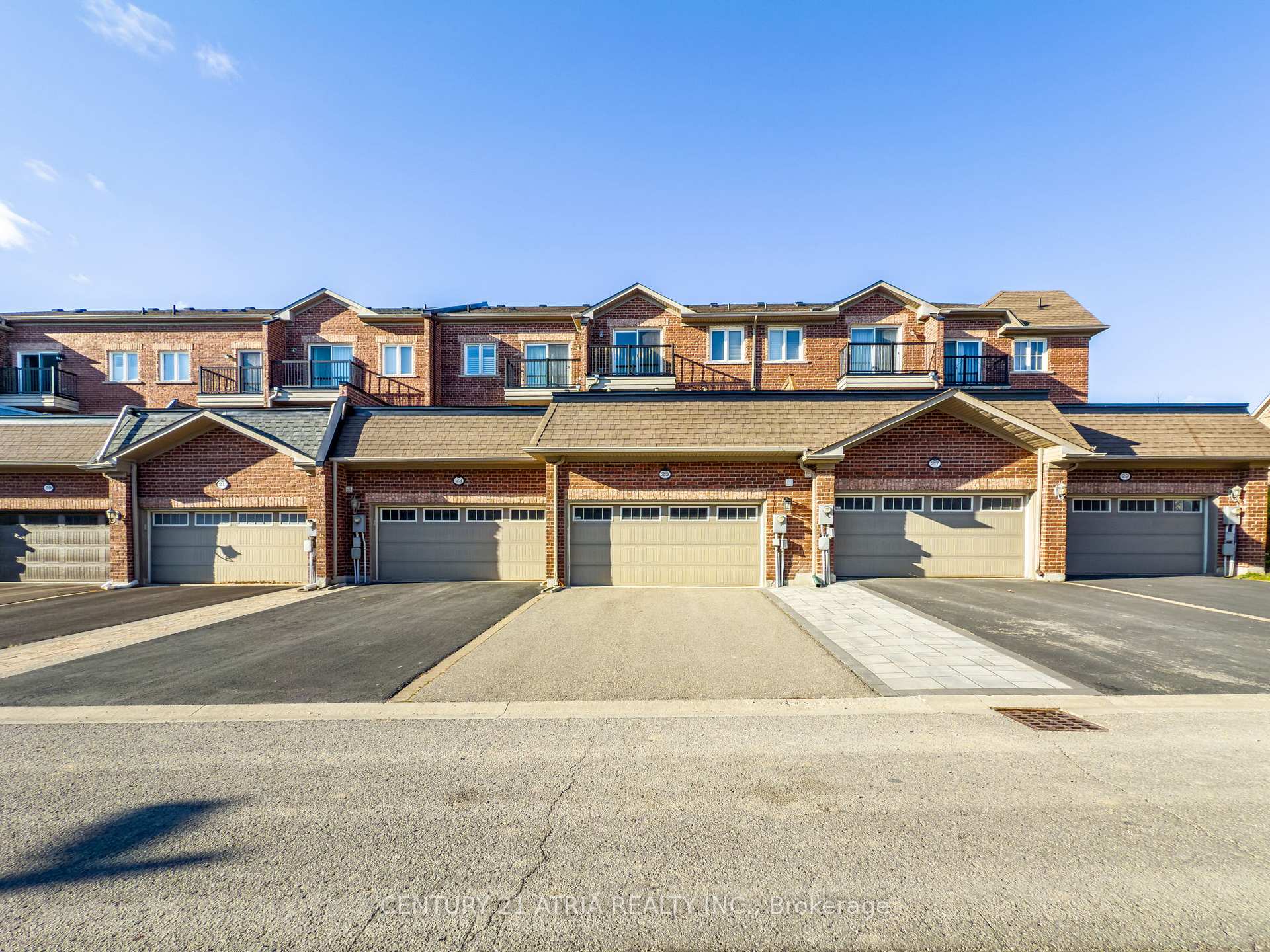 Photo 26 of 25 Earnshaw Drive, Markham, Victoria Square — HOMEH