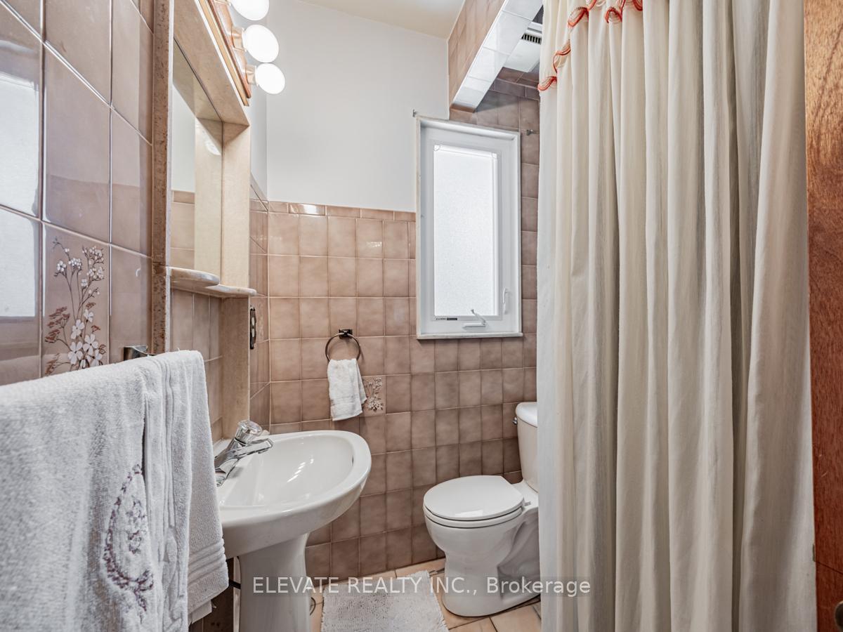 Photo 13 of 82 Glenmore Road, Toronto, Woodbine Corridor — HOMEH